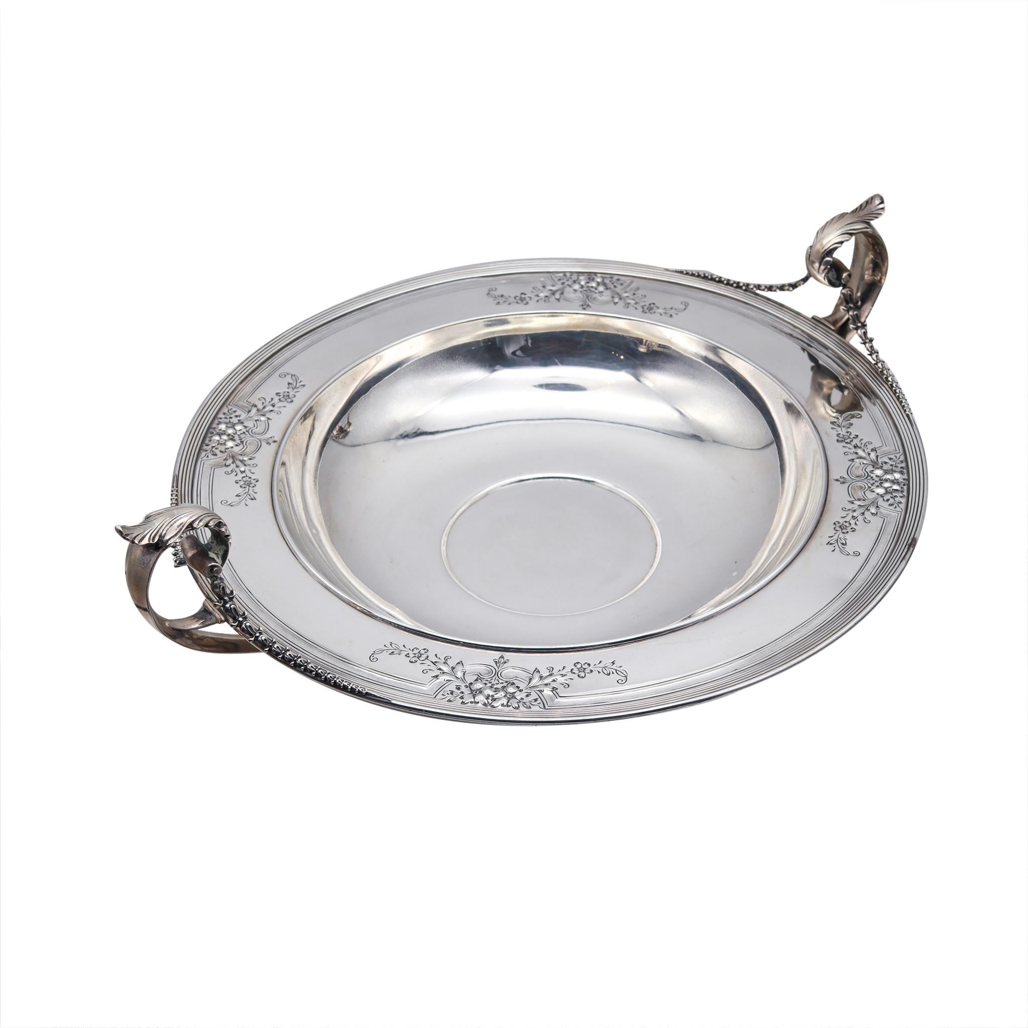 William B. Durgin Co. 1900 Edwardian Neo Classic Center Bowl 925 Sterling Silver For Sale 1