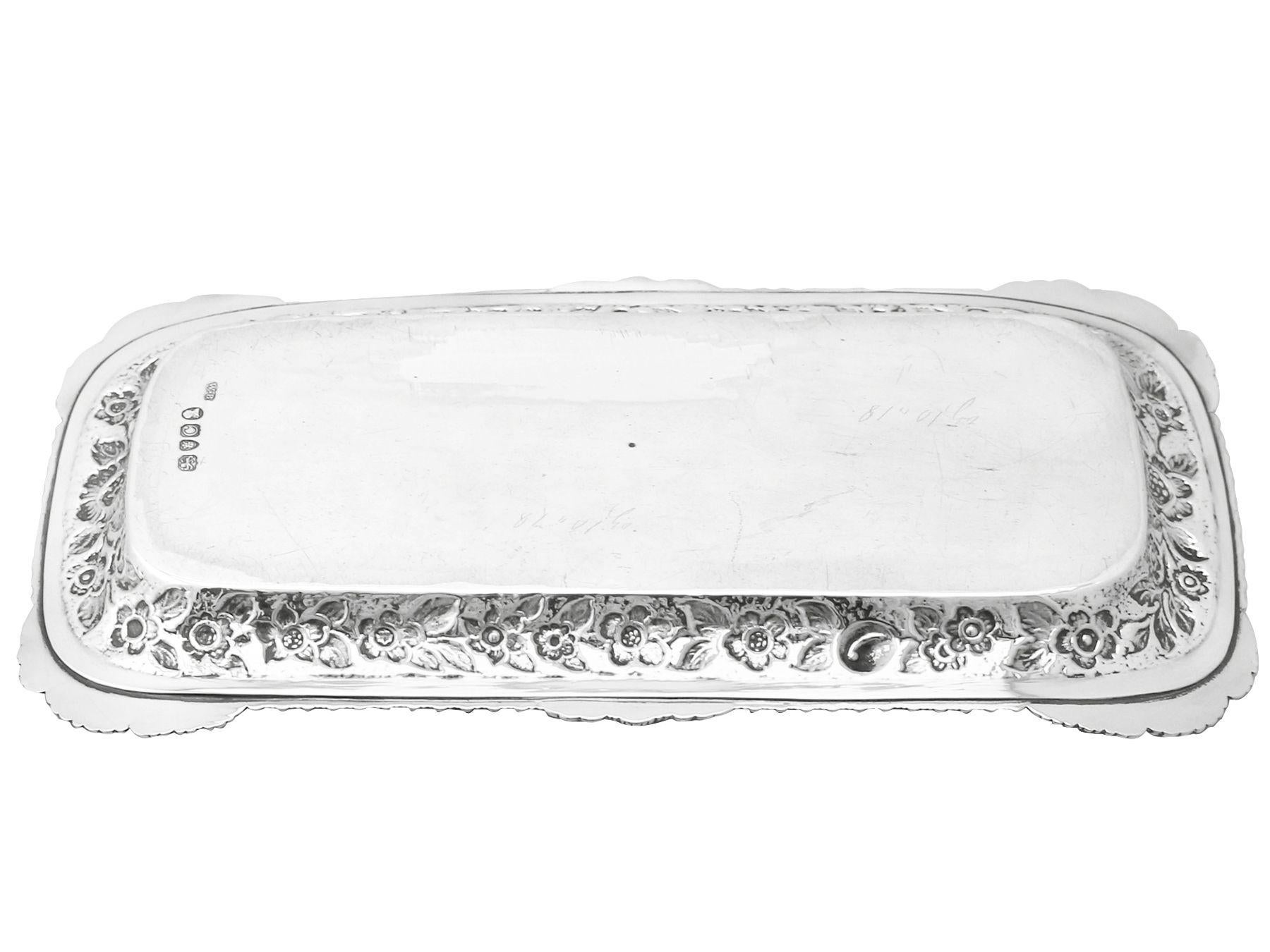 William Bateman I Antique English Sterling Silver Snuffer / Pen Tray For Sale 1