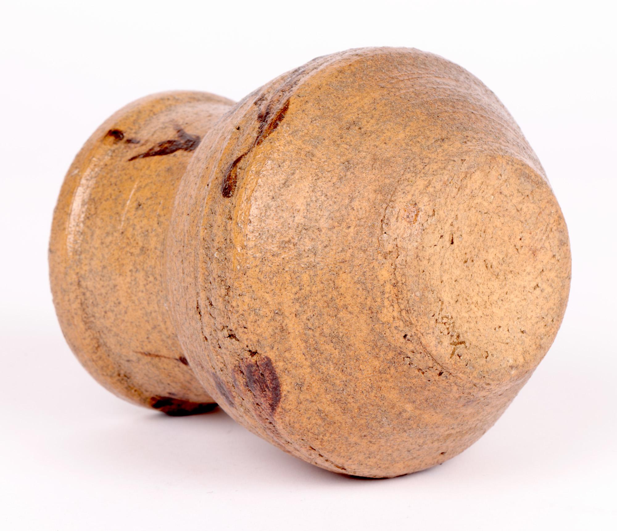 Vaso dipinto Leach Pottery di William Bill Marshall in vendita 3