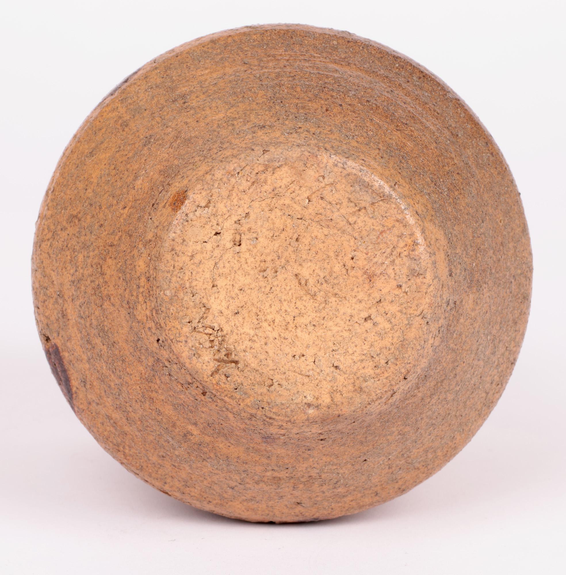 Vaso dipinto Leach Pottery di William Bill Marshall in vendita 5