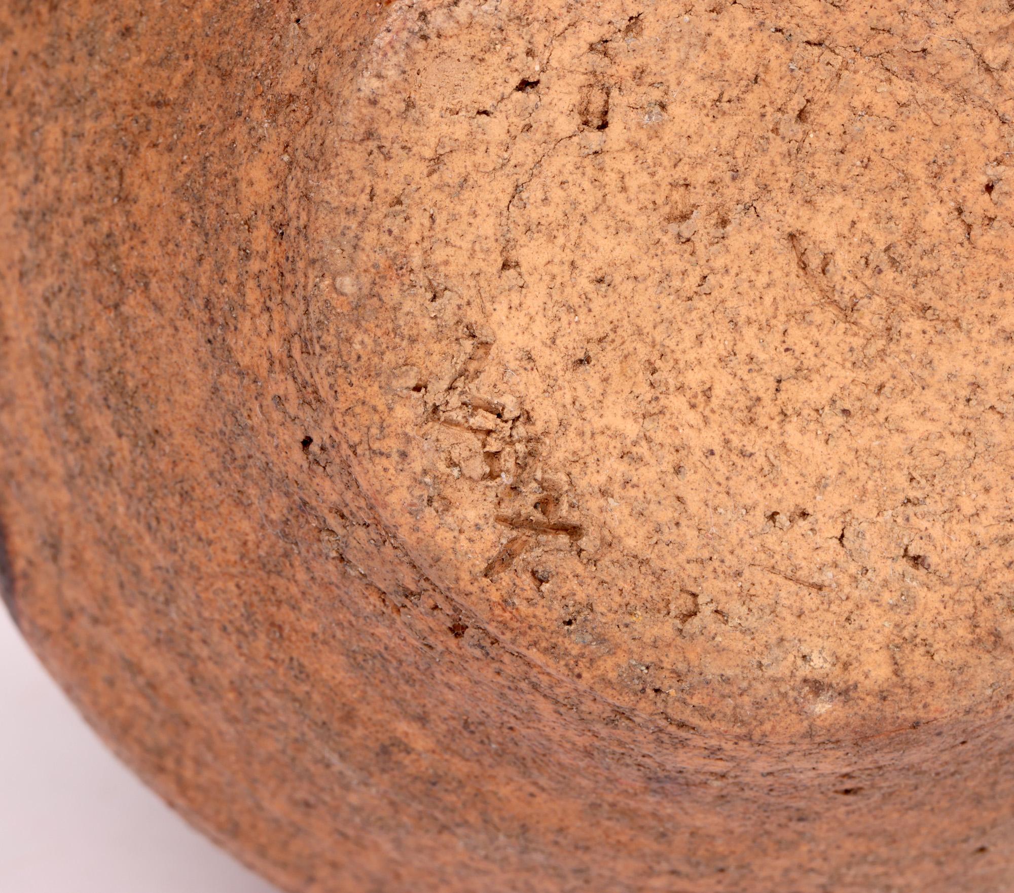 Vaso dipinto Leach Pottery di William Bill Marshall in vendita 6