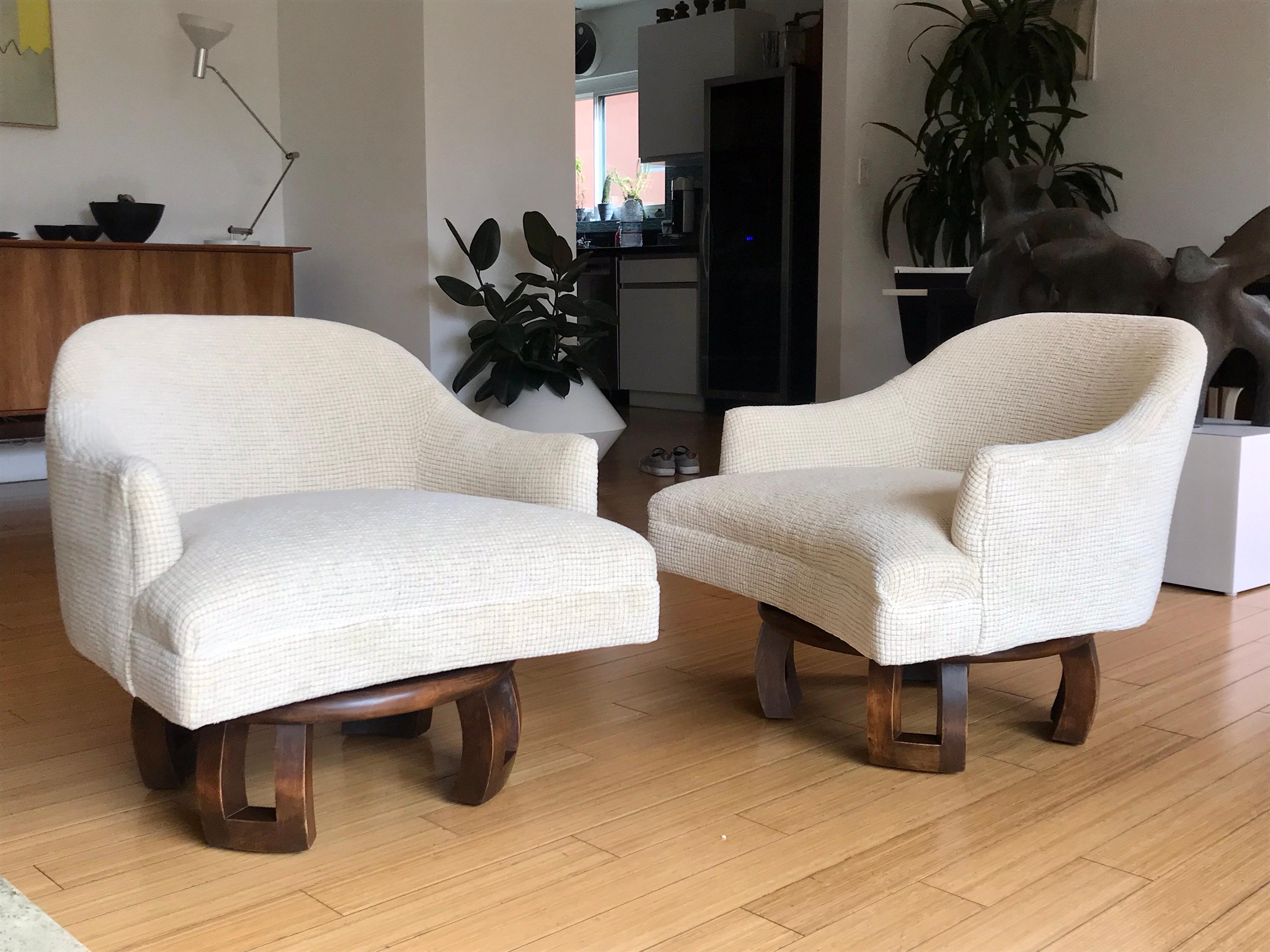 Mid-Century Modern William Billy Haines Pair of Swivel Base Club Chairs
