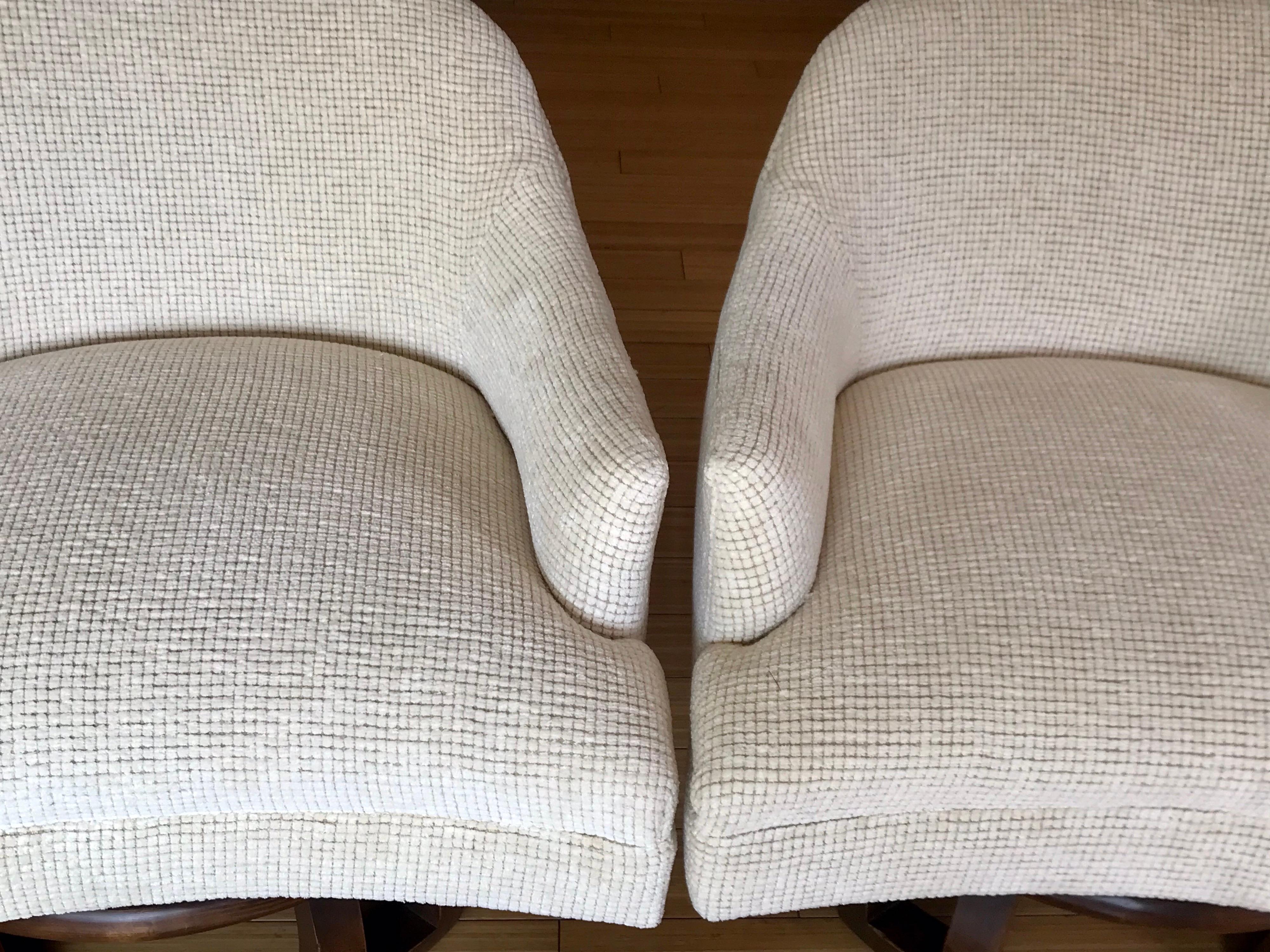 William Billy Haines Pair of Swivel Base Club Chairs In Good Condition In Los Angeles, CA