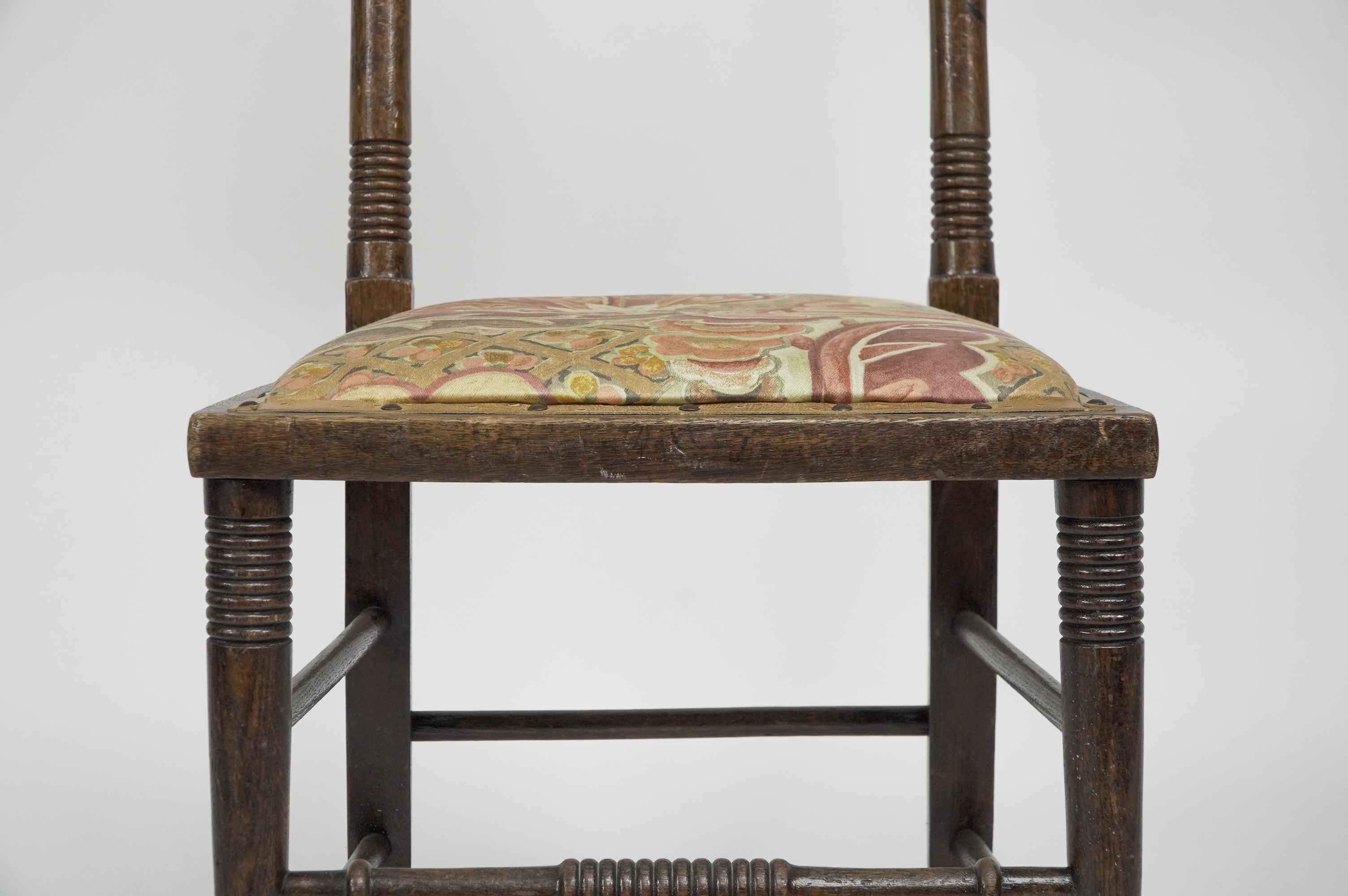 William Birch. Ein gepolsterter Stuhl aus Eiche im Arts and Craft-Stil im Angebot 3