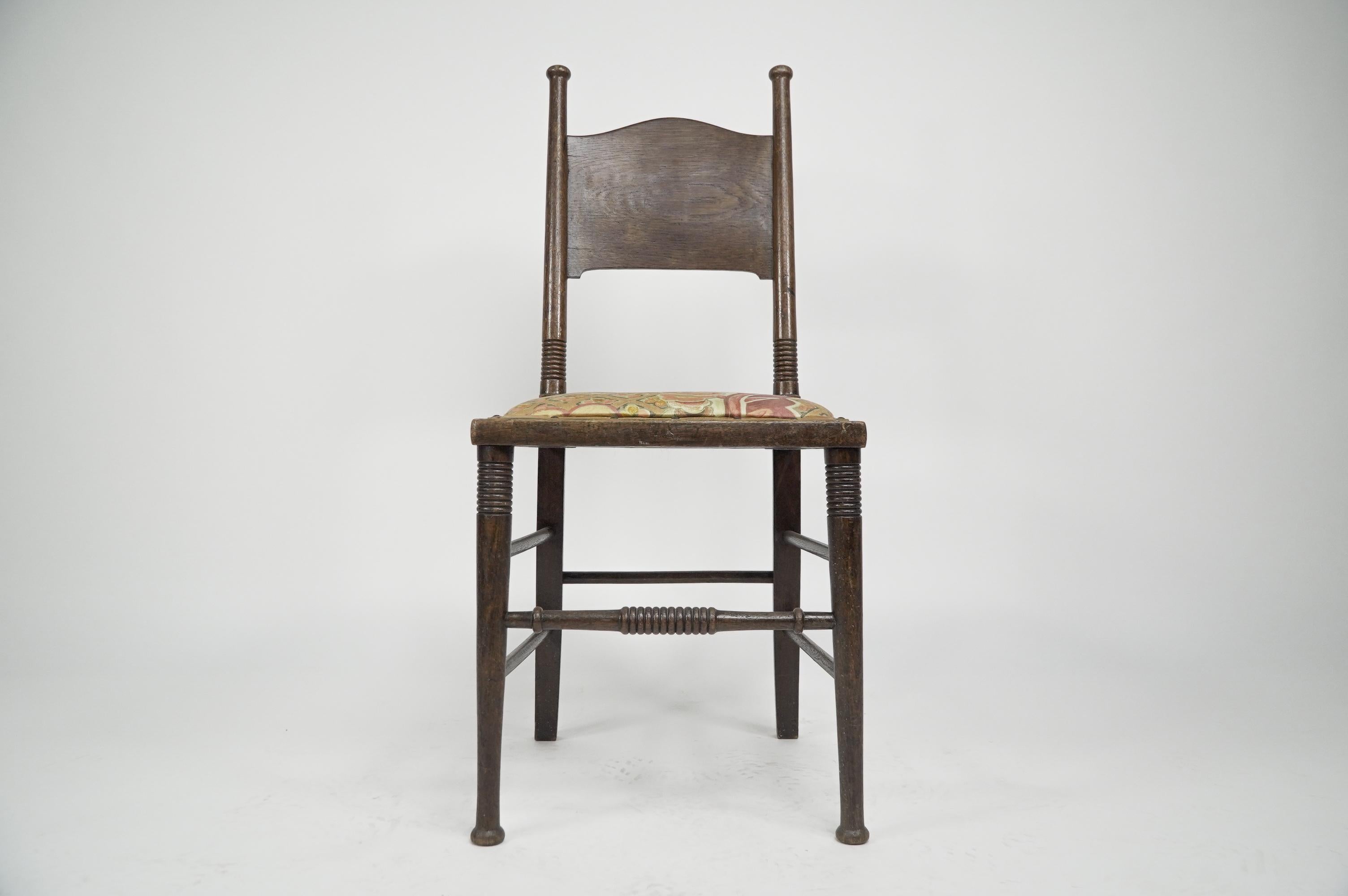 William Birch. Ein gepolsterter Stuhl aus Eiche im Arts and Craft-Stil (Arts and Crafts) im Angebot