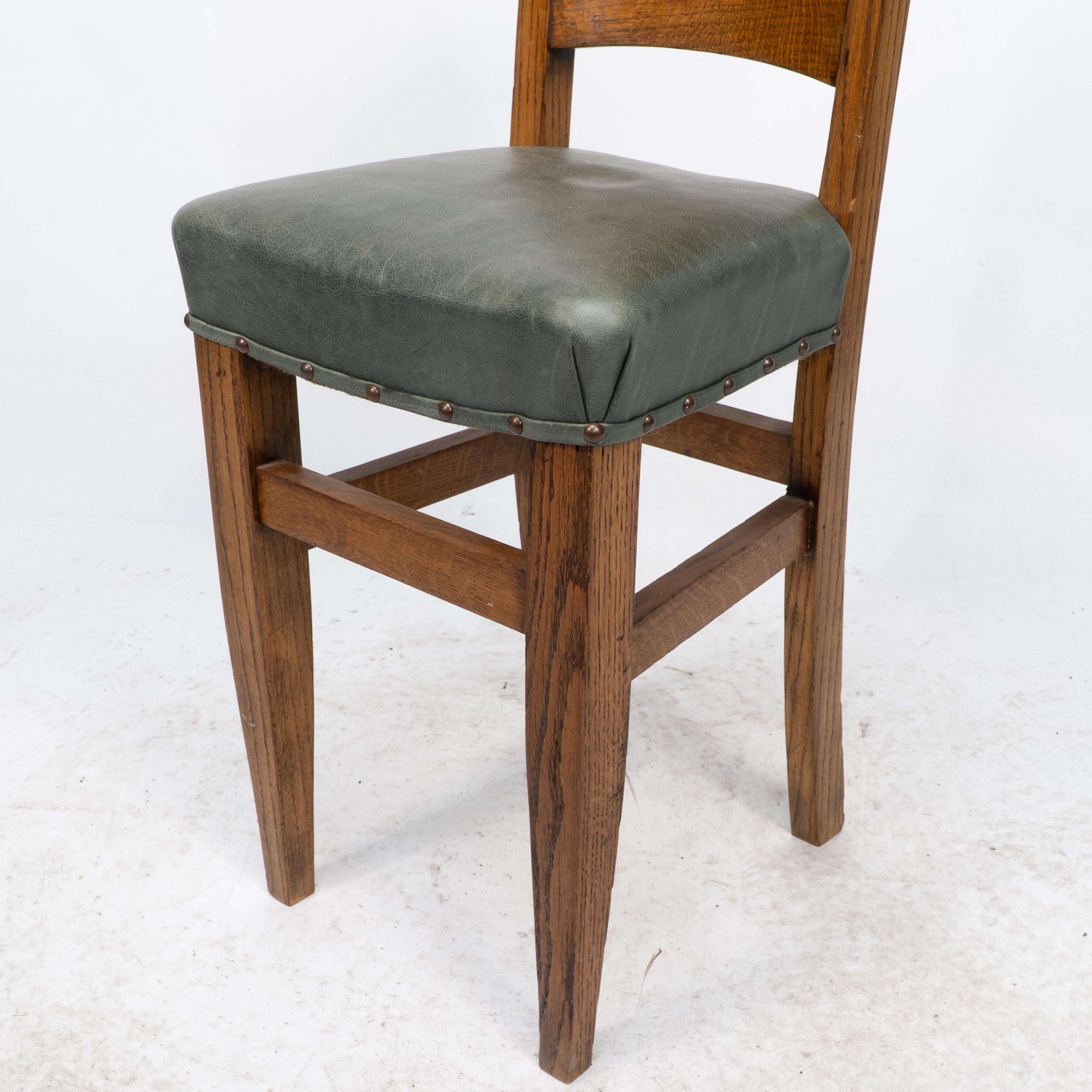 William Birch. An Arts & Crafts high seat music chair with leather seat For Sale 8