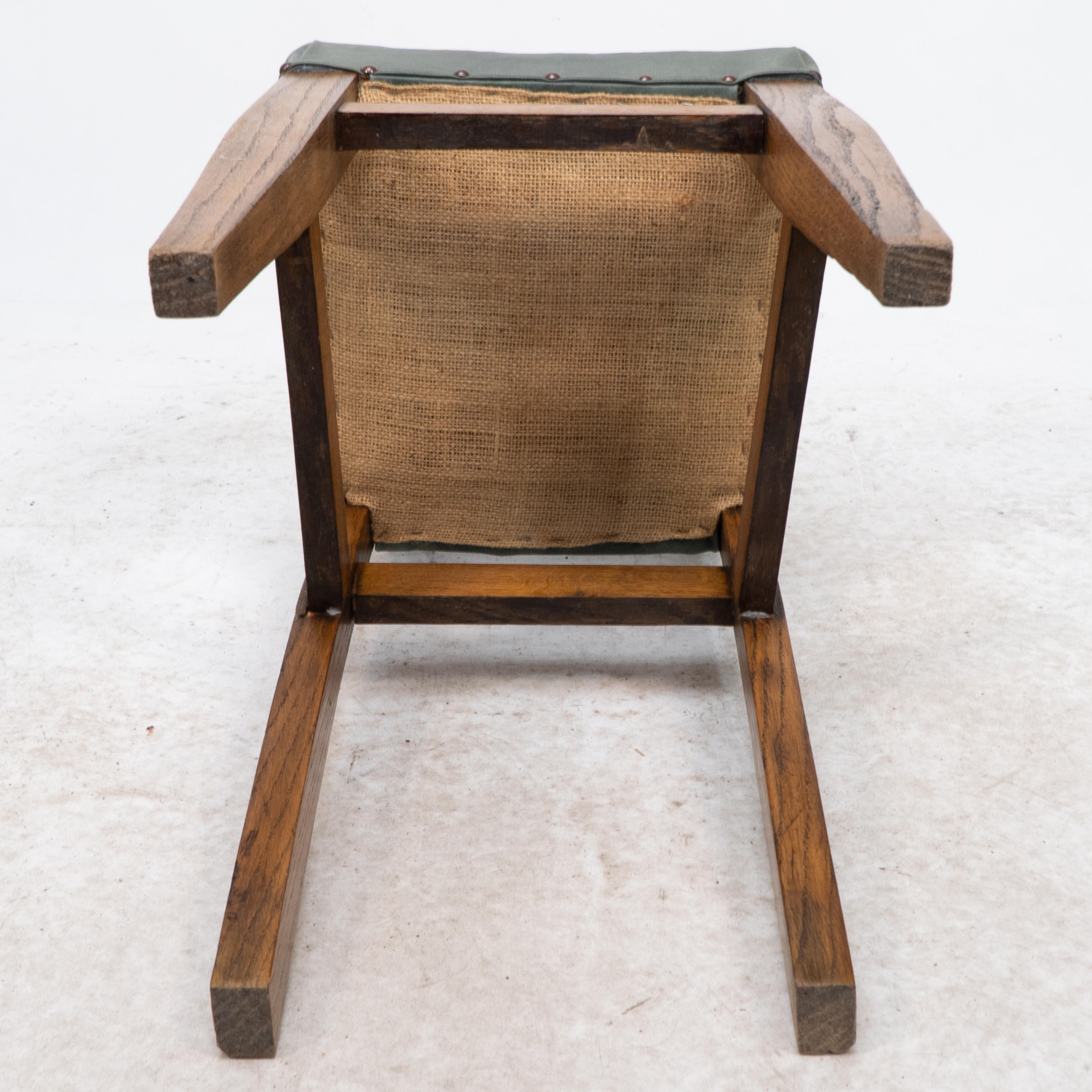 William Birch. An Arts & Crafts high seat music chair with leather seat For Sale 11