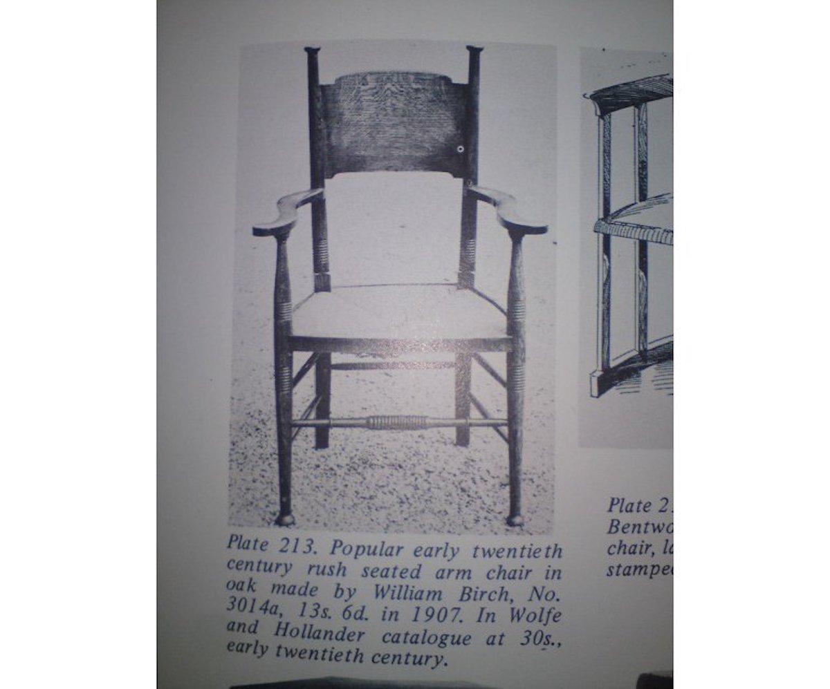 William Birch für Liberty & Co., Satz von sechzehn Arts & Crafts-Esszimmerstühlen aus Eichenholz im Angebot 3