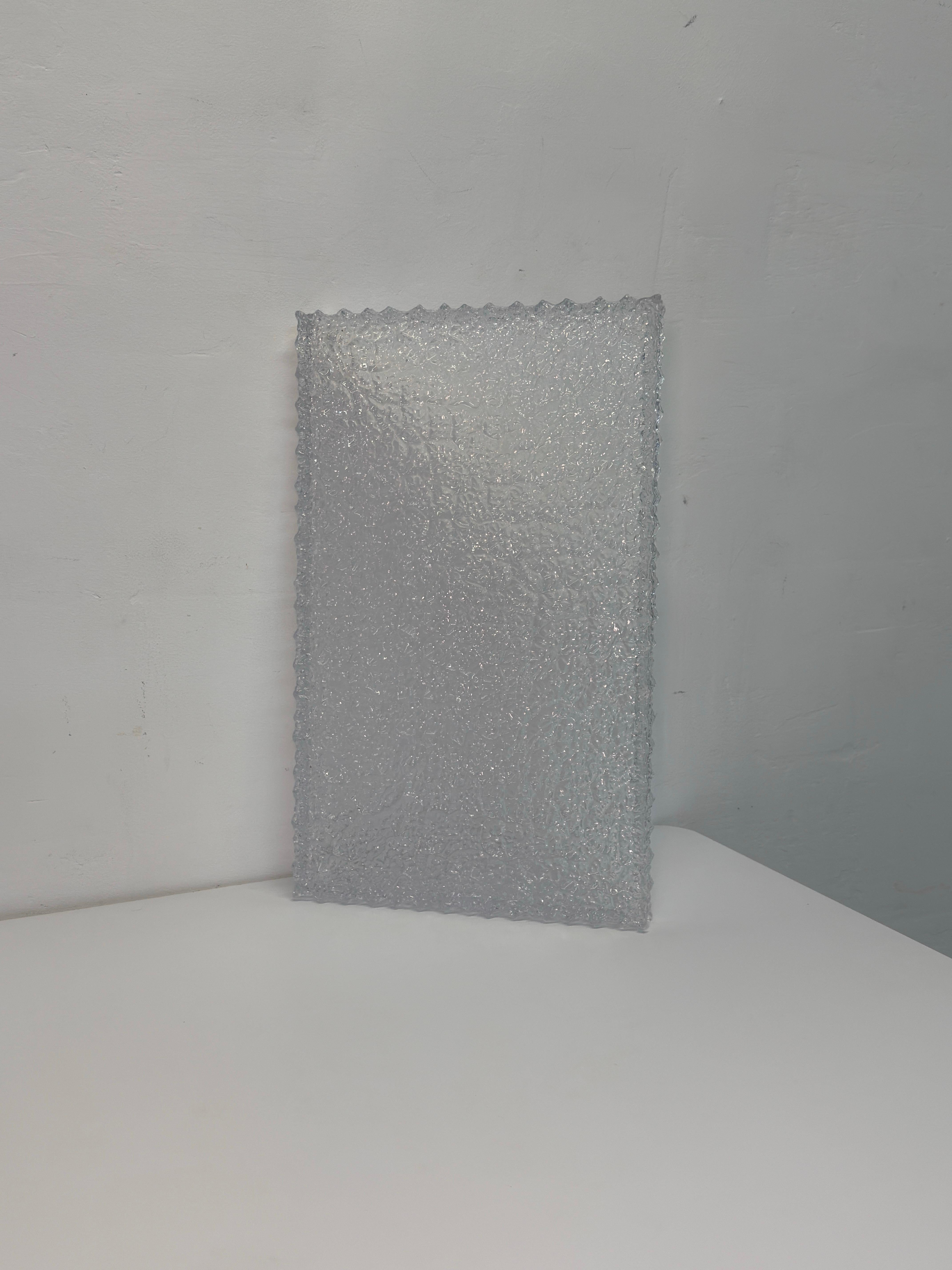 William Bounds Grainware Faceted Lucite Service Tray, 1960s For Sale 1