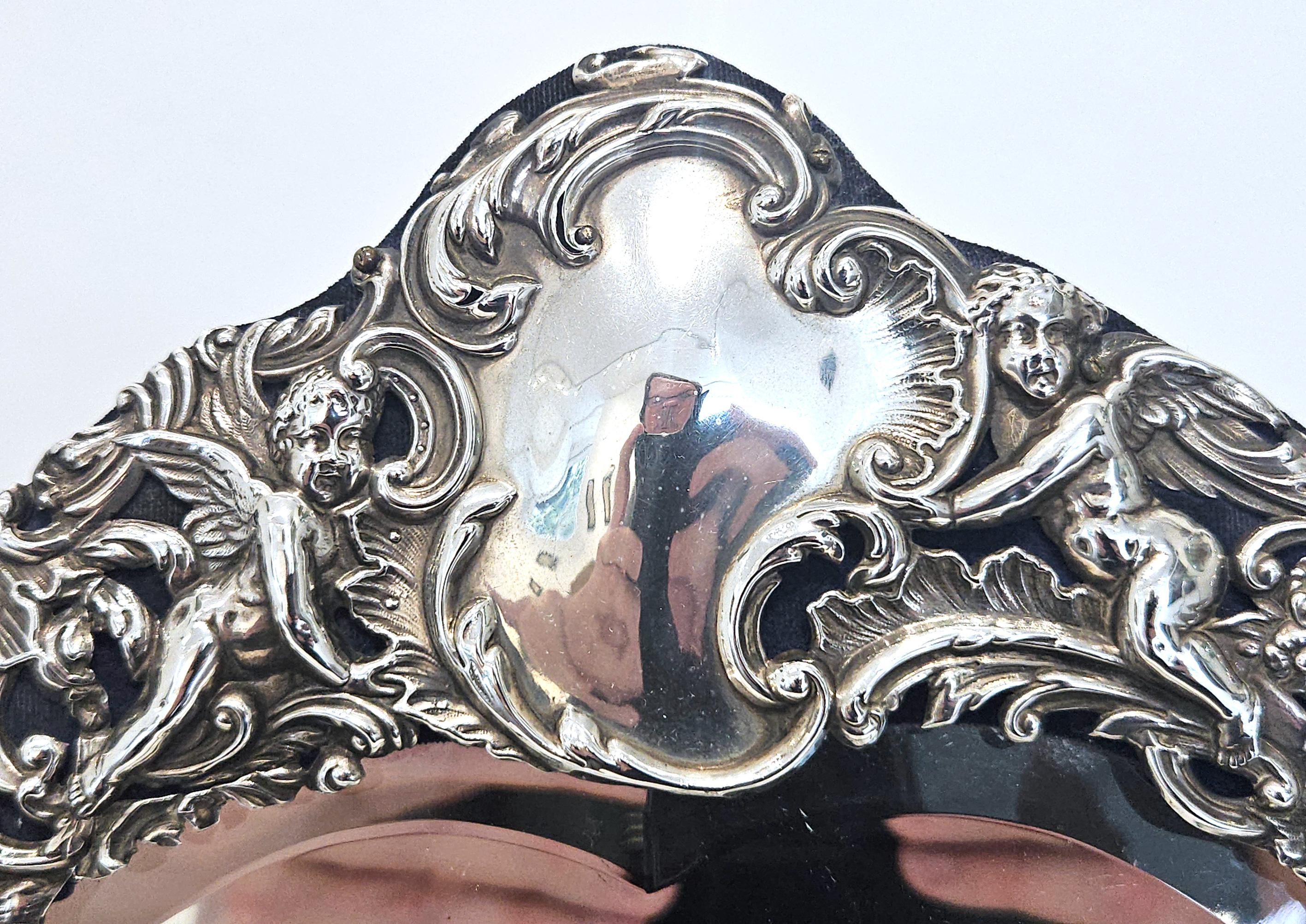 Specchio da toilette in argento a forma di cuore di William Comyns, Londra 1906 in vendita 1