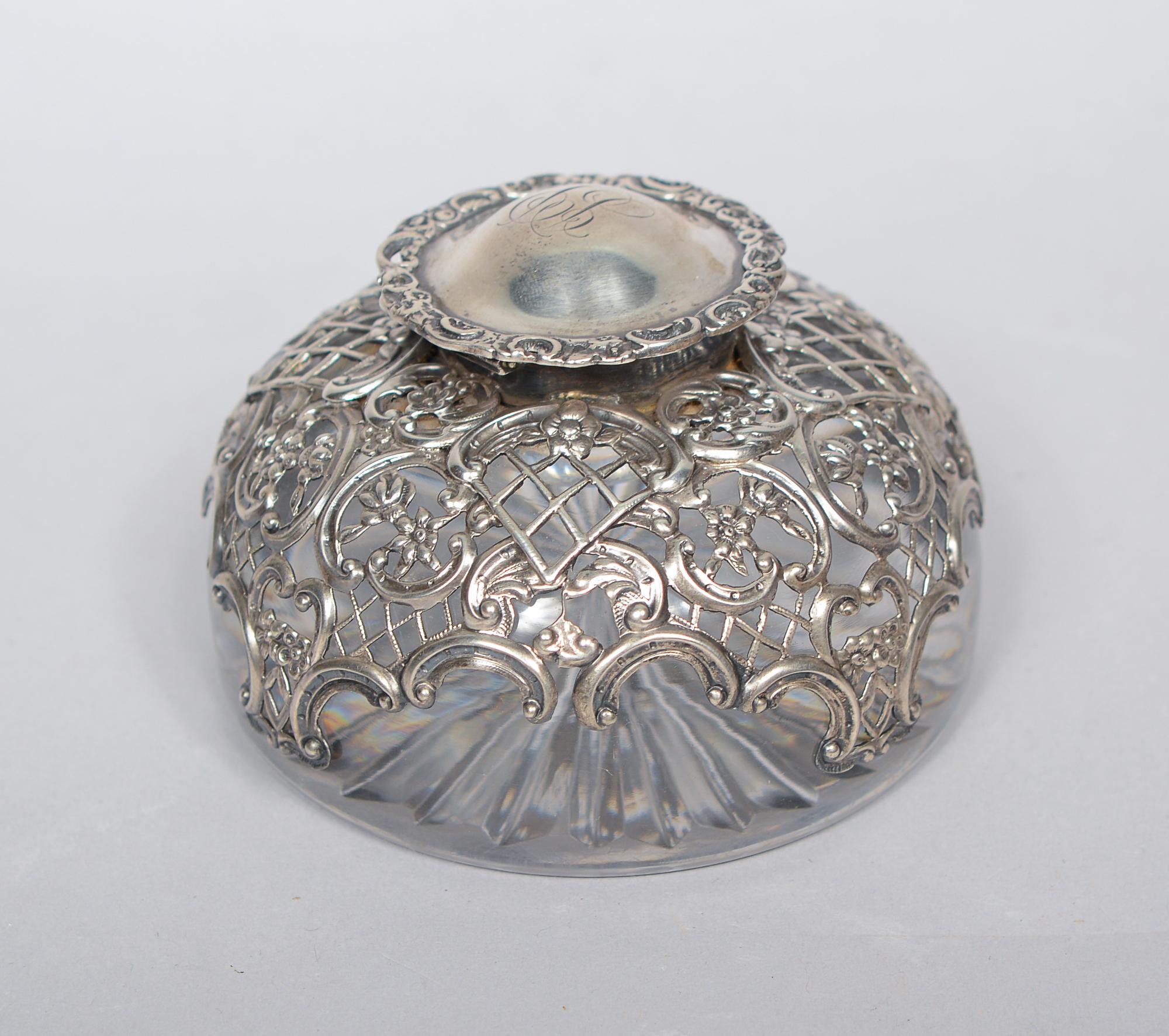 William Comyns Victorian Repousse Sterling Silver and Crystal Inkwell 1895 In Good Condition For Sale In San Mateo, CA