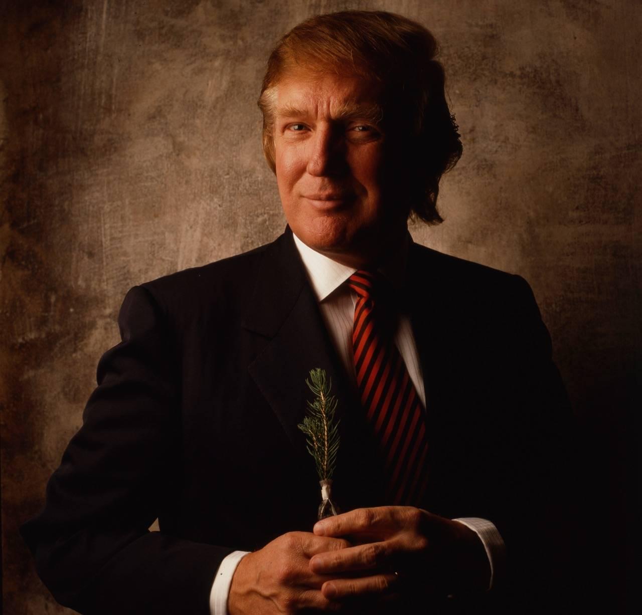 William Coupon Portrait Photograph – Präsident Donald Trump, Sapling Douglas Pelz