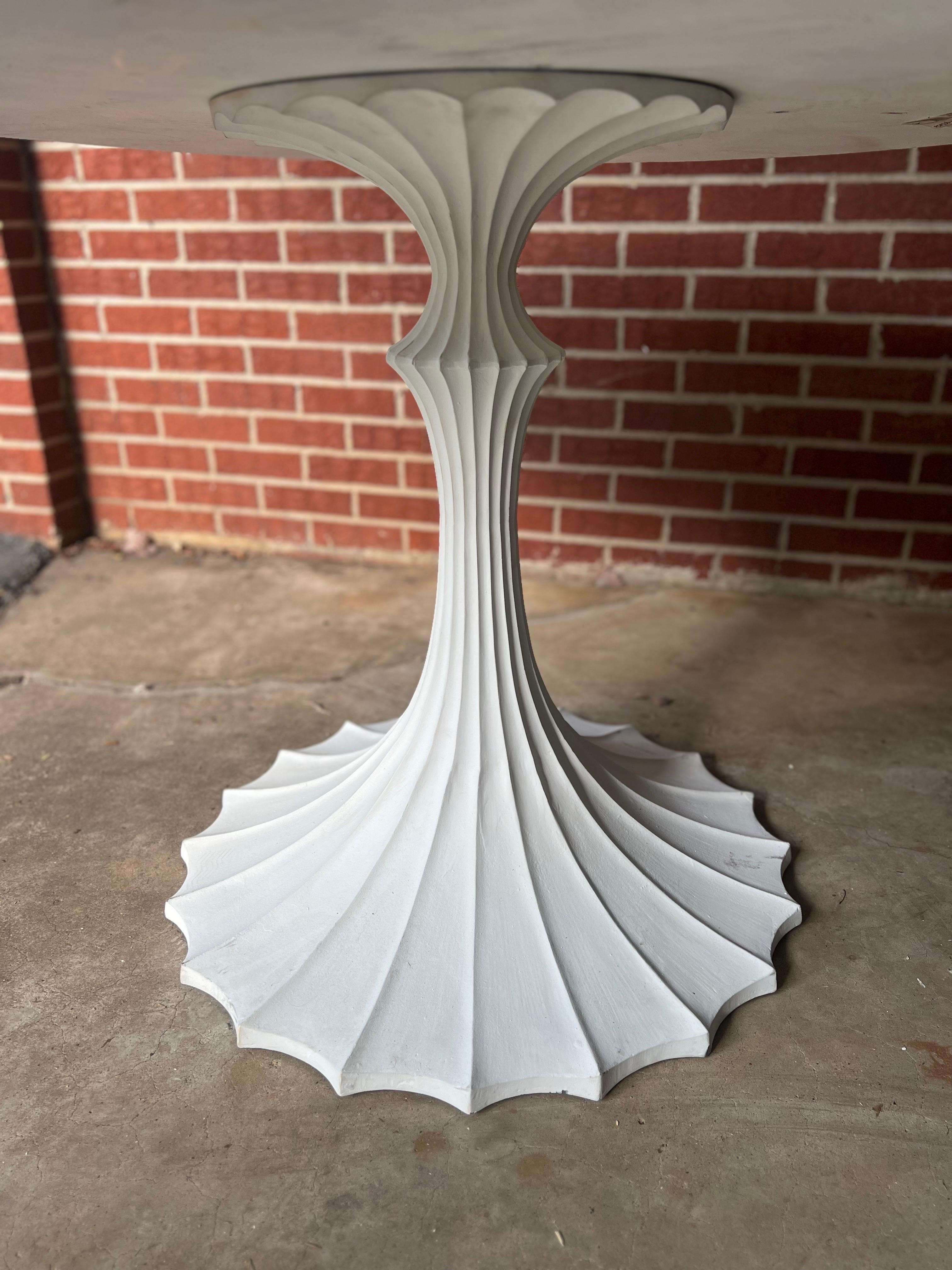 William D Scott Fluted Iron Tulip Table Base (Only)  - White In Good Condition For Sale In Los Angeles, CA