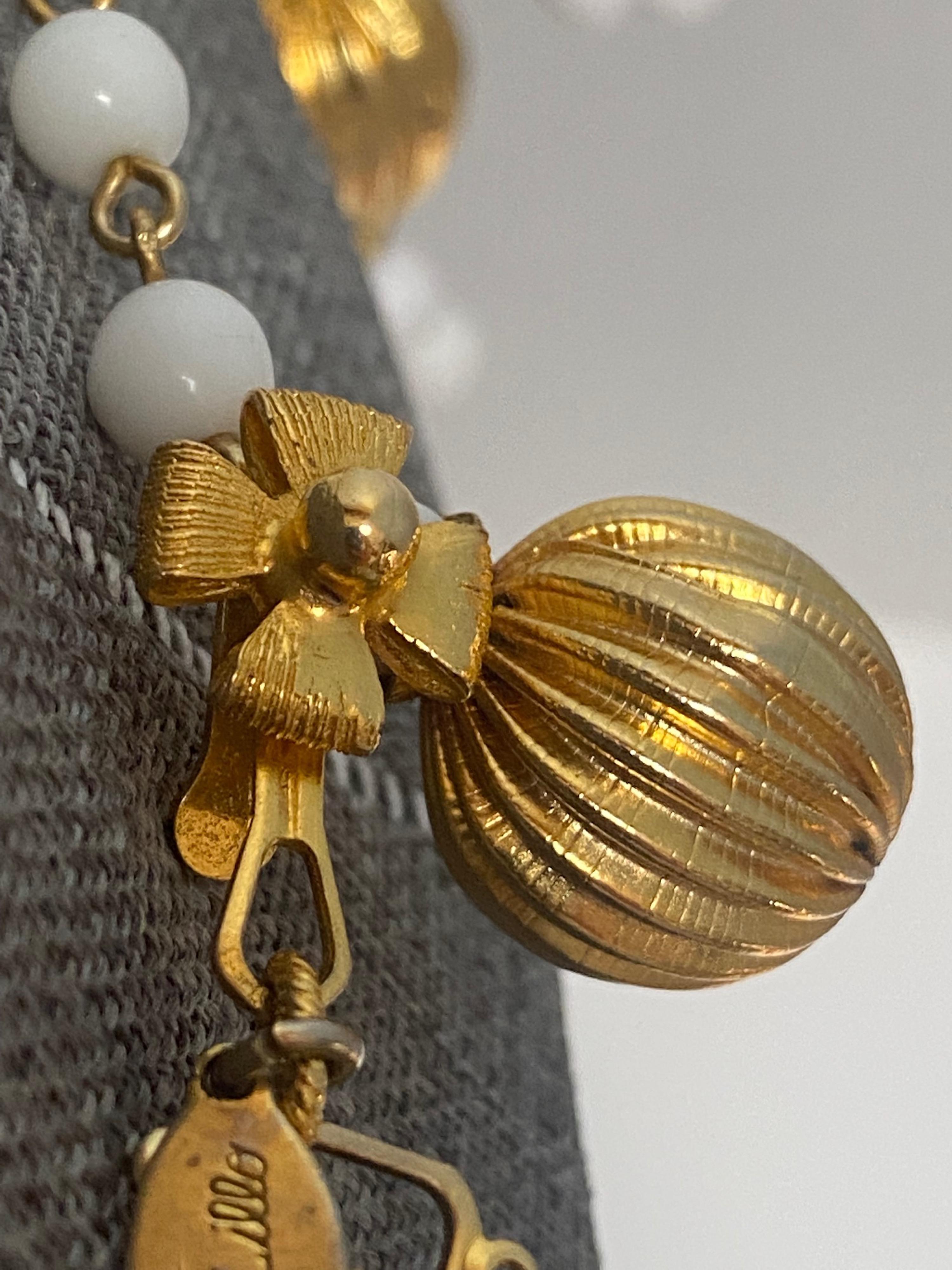 William De Lillo 1970s Gold & White Glass Bead Fringe Necklace 6