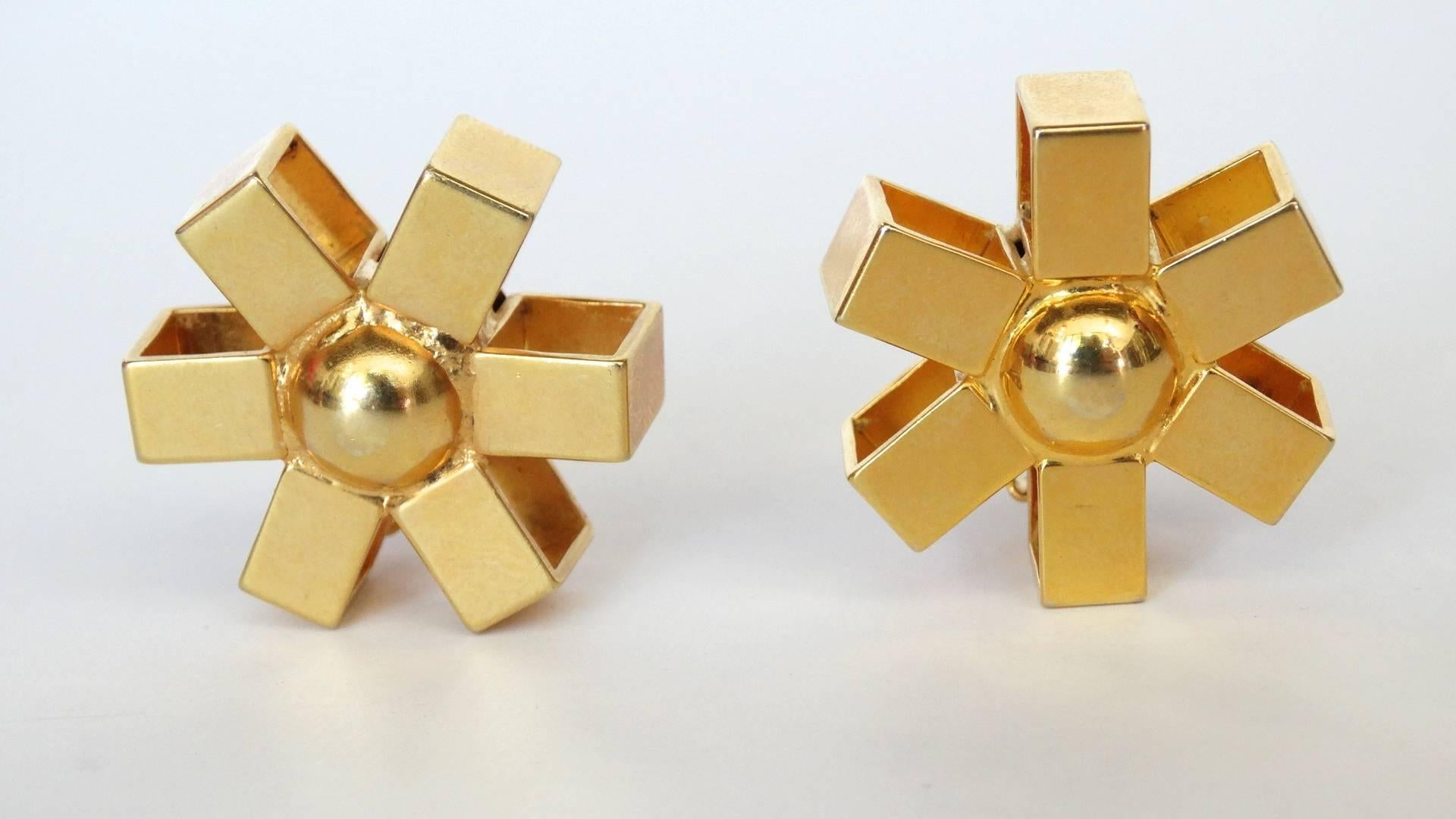 William De Lillo Gold Asterisk Clip Earrings 3