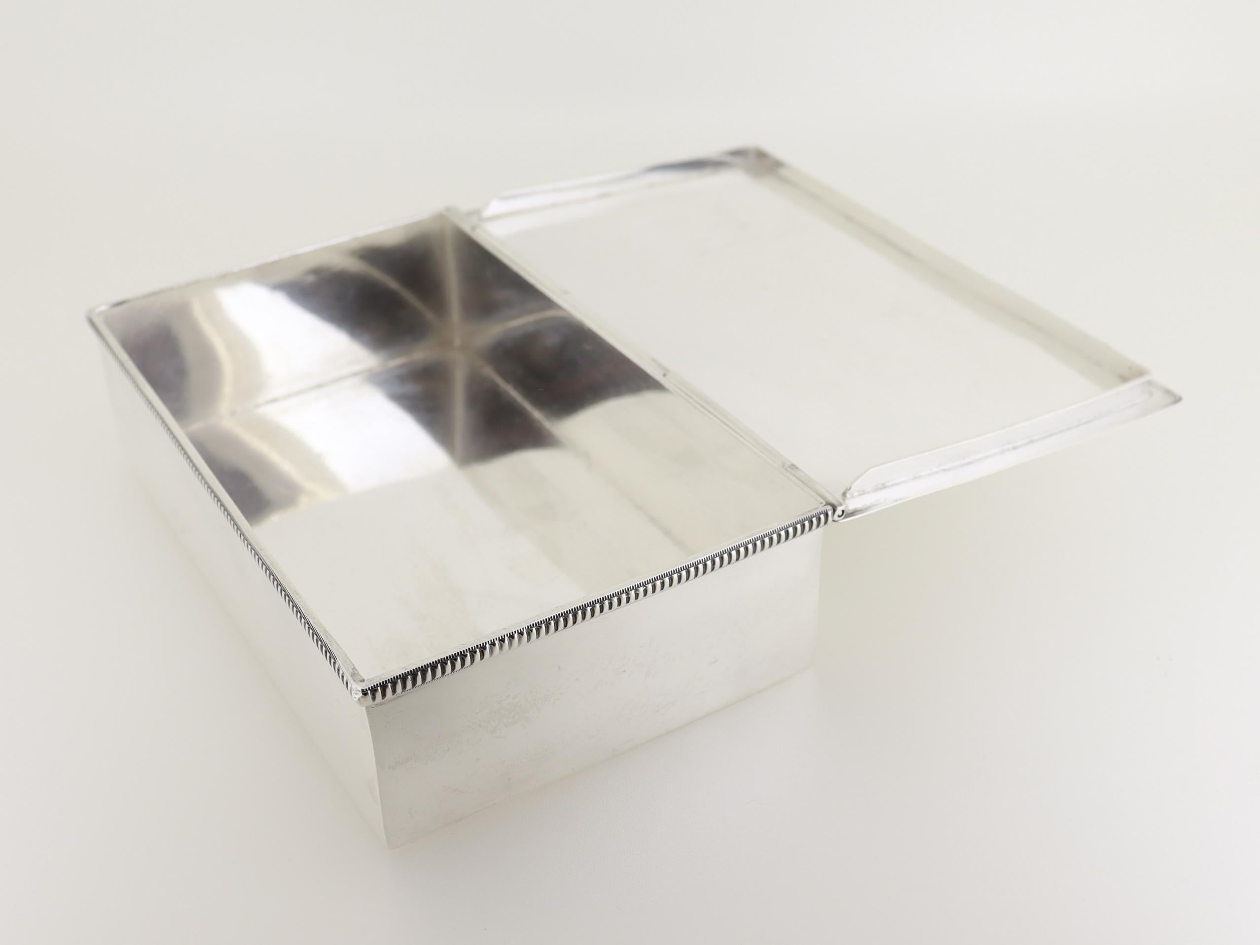 William De Matteo Mid-Century Modern Sterling Silver Box with Calla Lily Finial 9