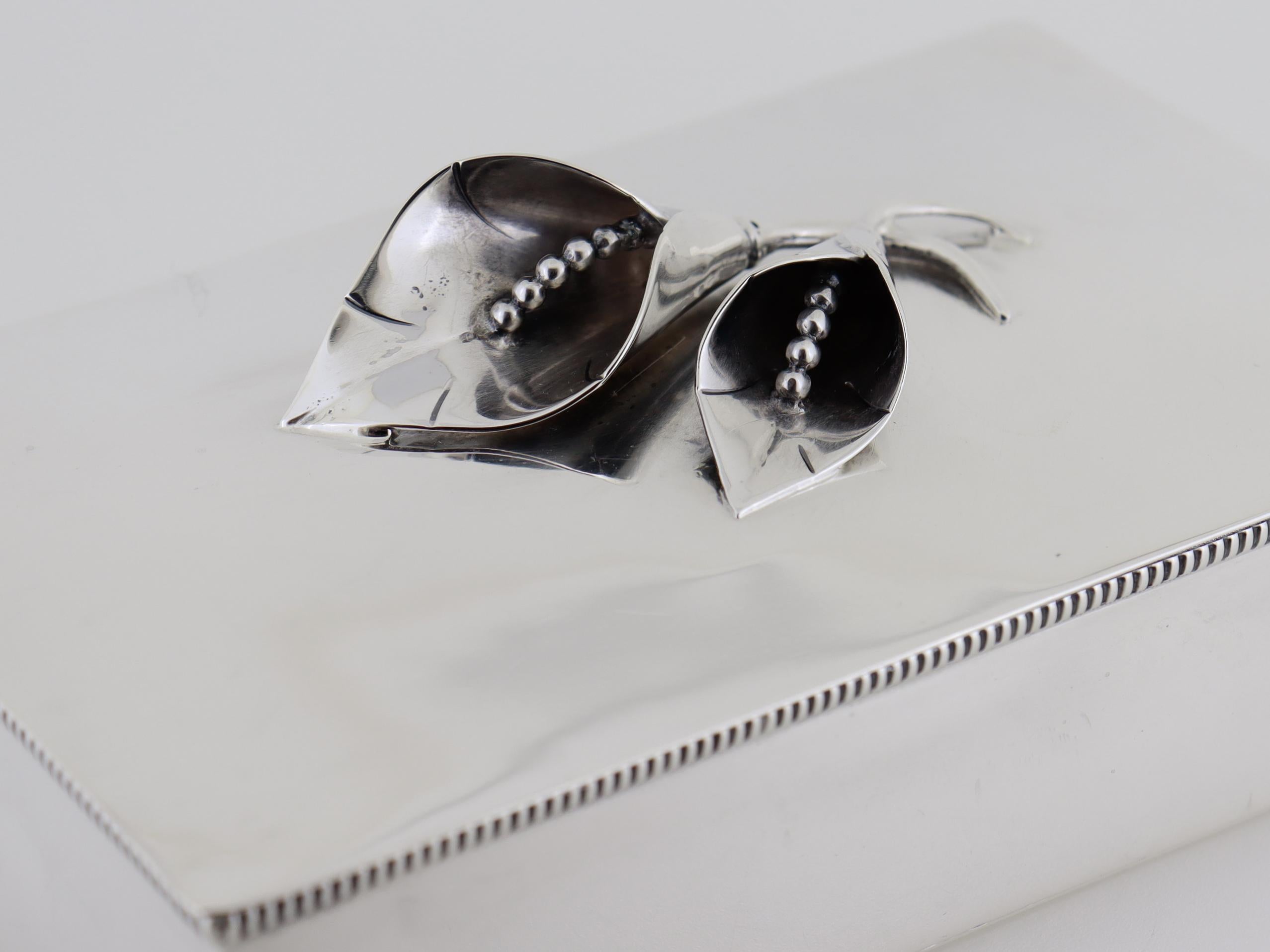 William De Matteo Mid-Century Modern Sterling Silver Box with Calla Lily Finial 4