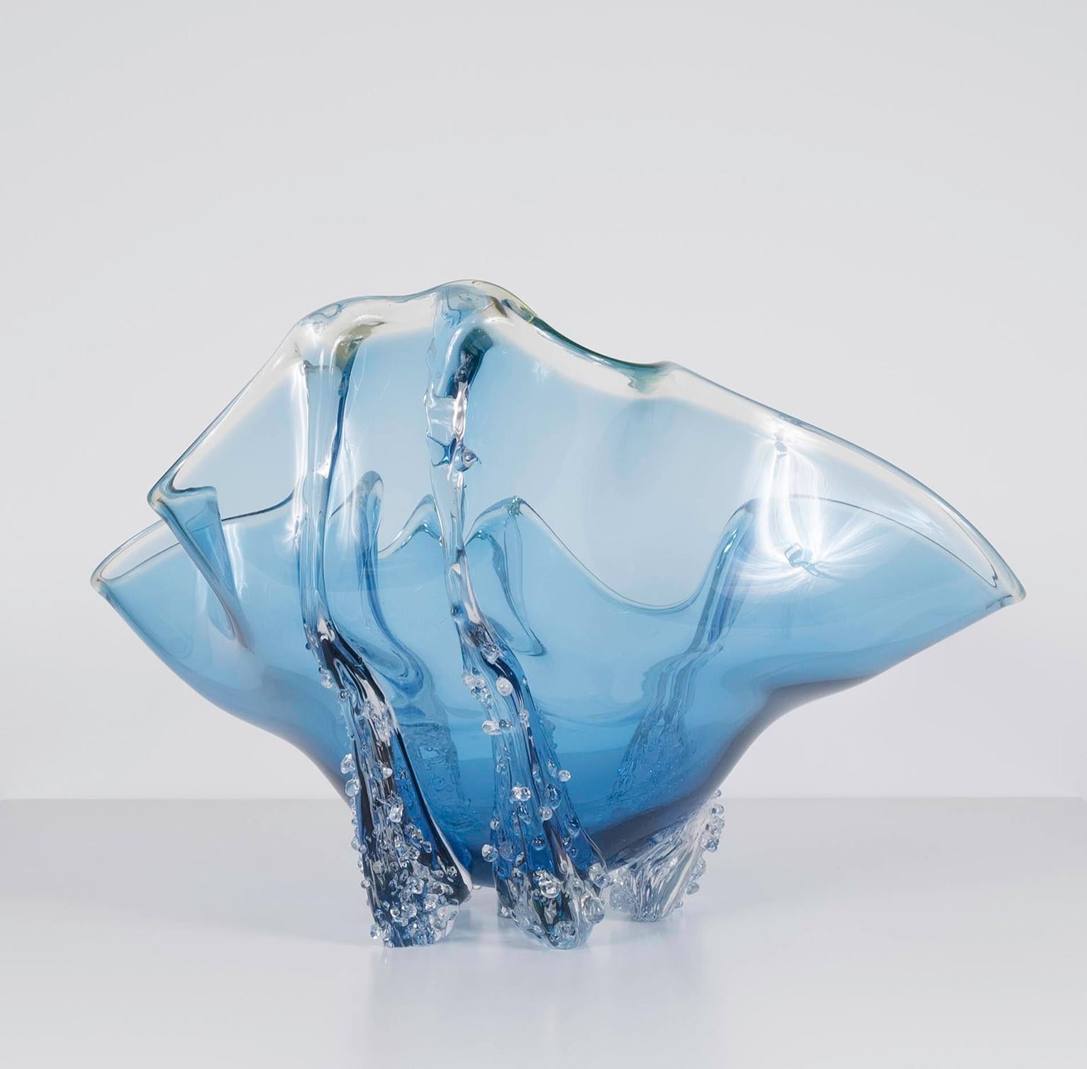 Bol en verre soufflé à la main « #20 Uranium (Aqua) », unique en son genre par l'artiste William Dexter en vente 2