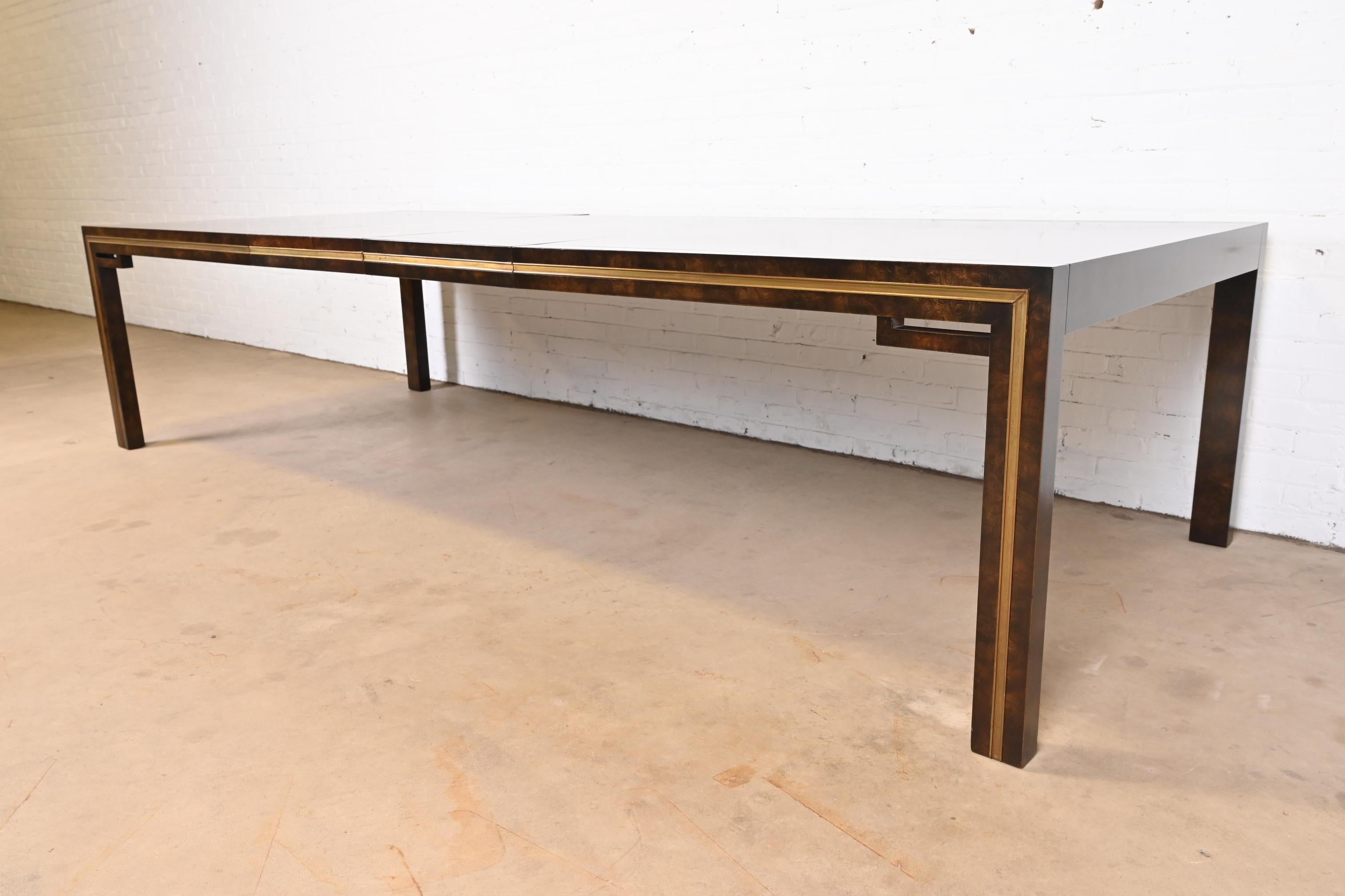 William Doezema for Mastercraft Burl Wood and Brass Extension Dining Table In Good Condition For Sale In South Bend, IN