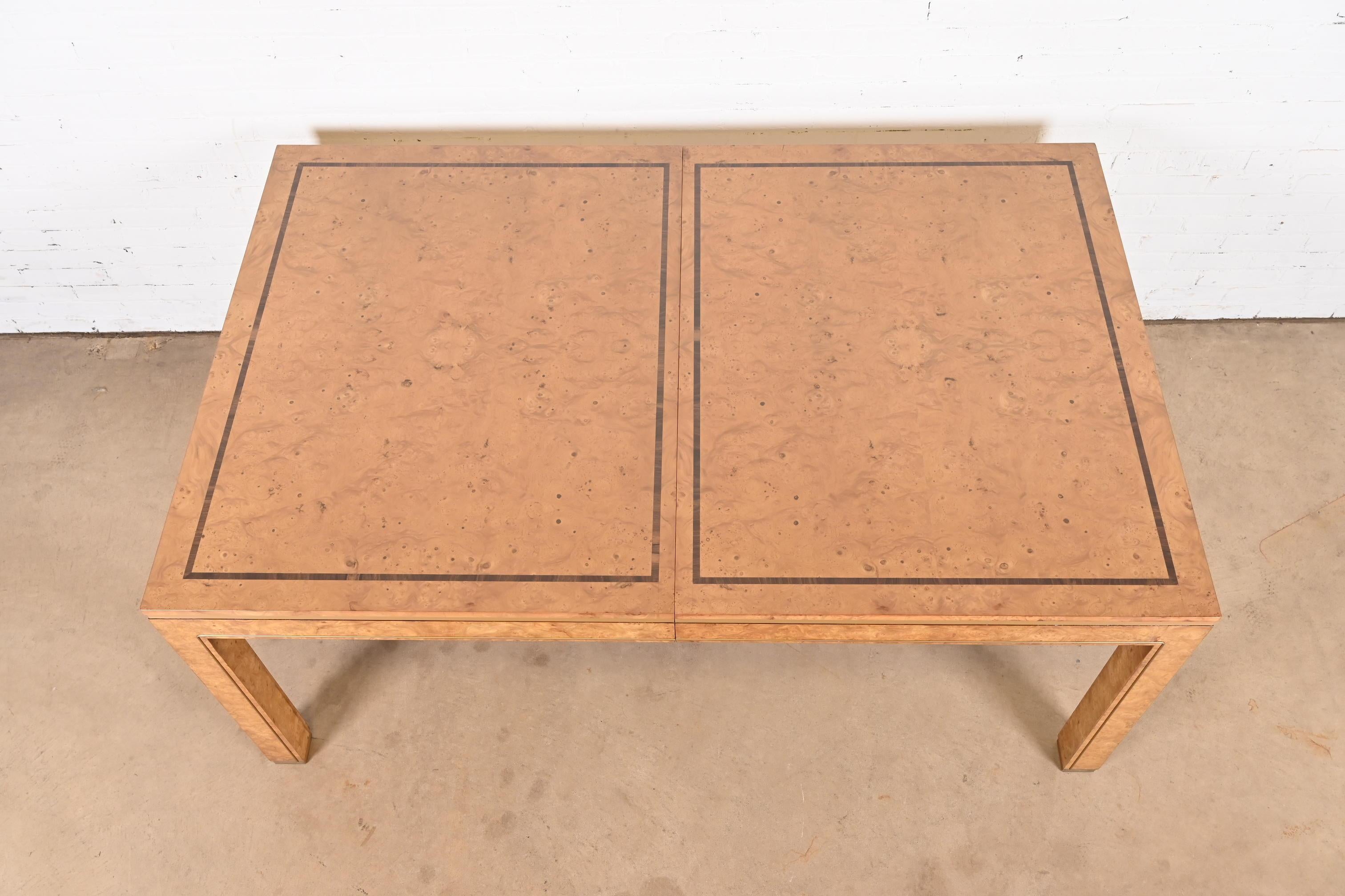 William Doezema for Mastercraft Hollywood Regency Burl and Brass Dining Table 10