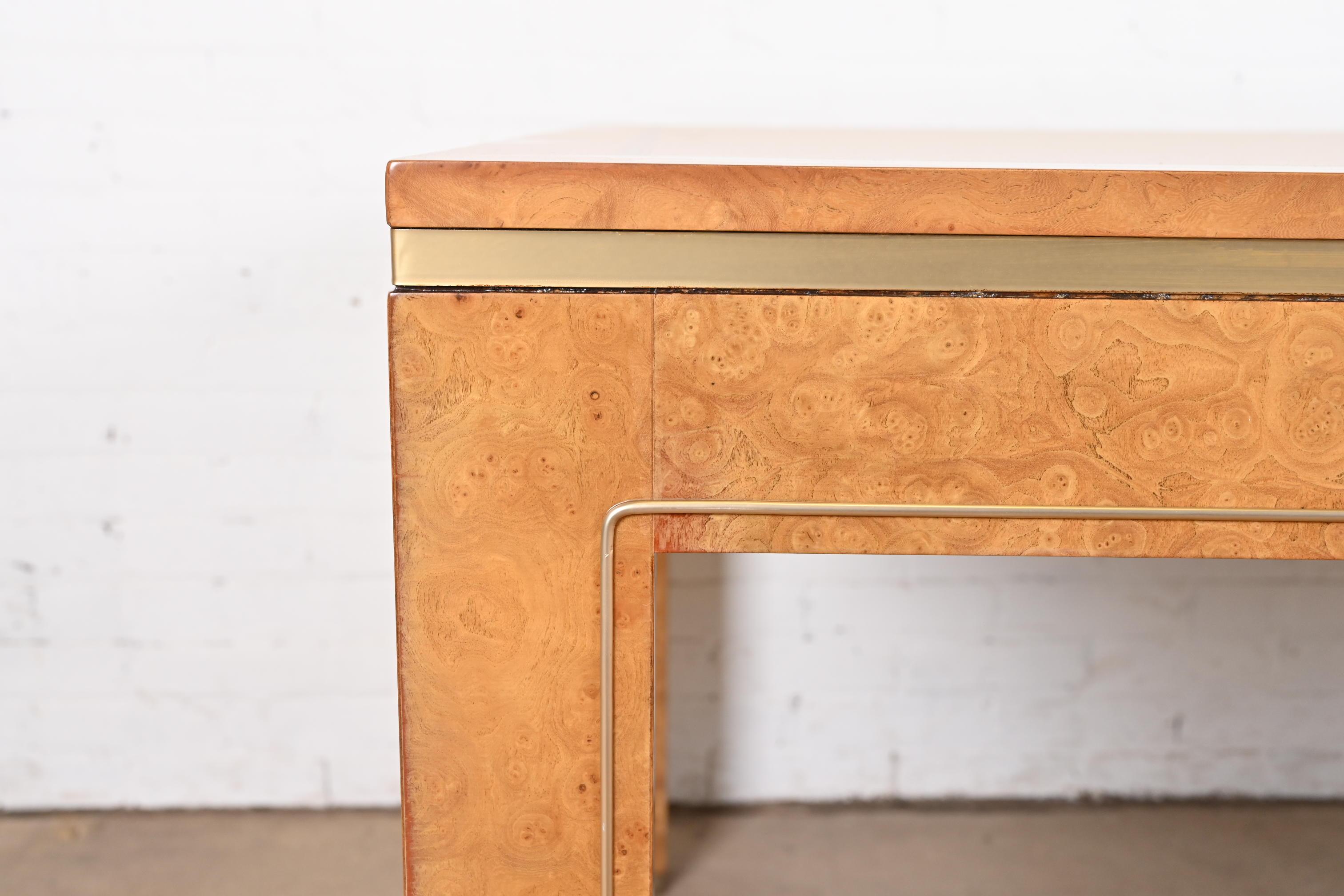 William Doezema for Mastercraft Hollywood Regency Burl and Brass Dining Table 12