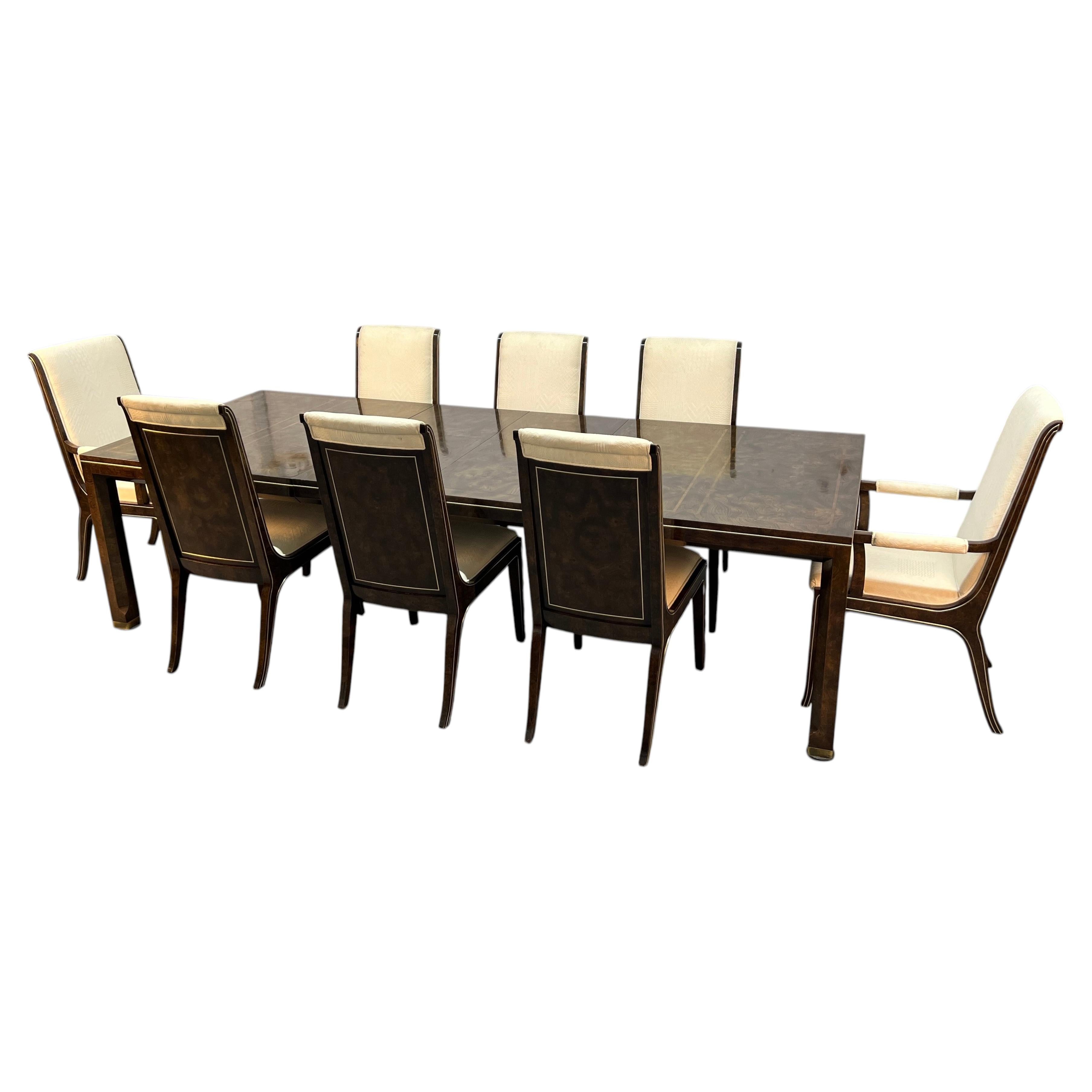 Ensemble de table à manger à rallonges en bois de loupe « Mid-Century » de William Doezema pour Mastercraft