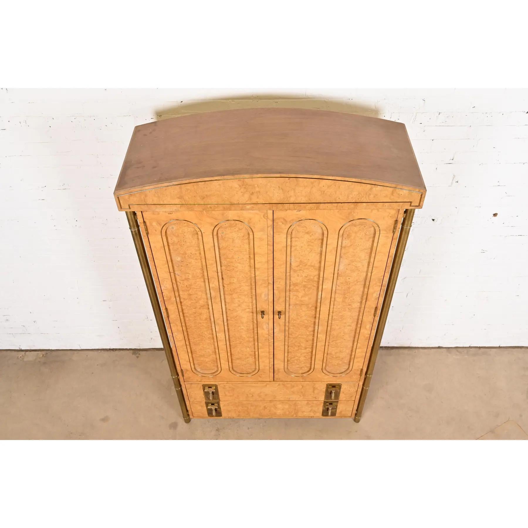 William Doezema per Mastercraft Armoire Hollywood Regency moderno di metà secolo in vendita 3