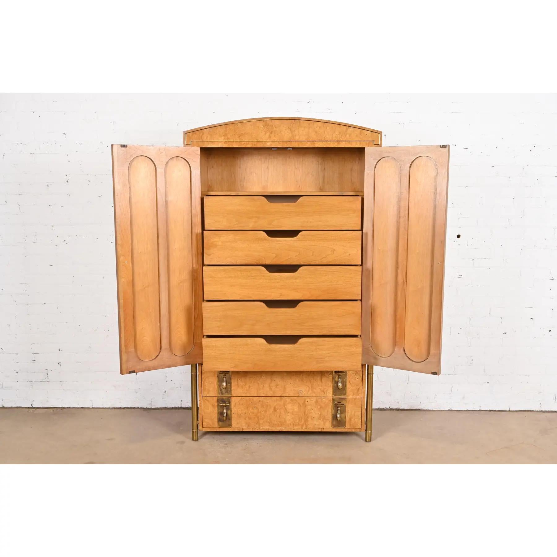 Fine XX secolo William Doezema per Mastercraft Armoire Hollywood Regency moderno di metà secolo in vendita