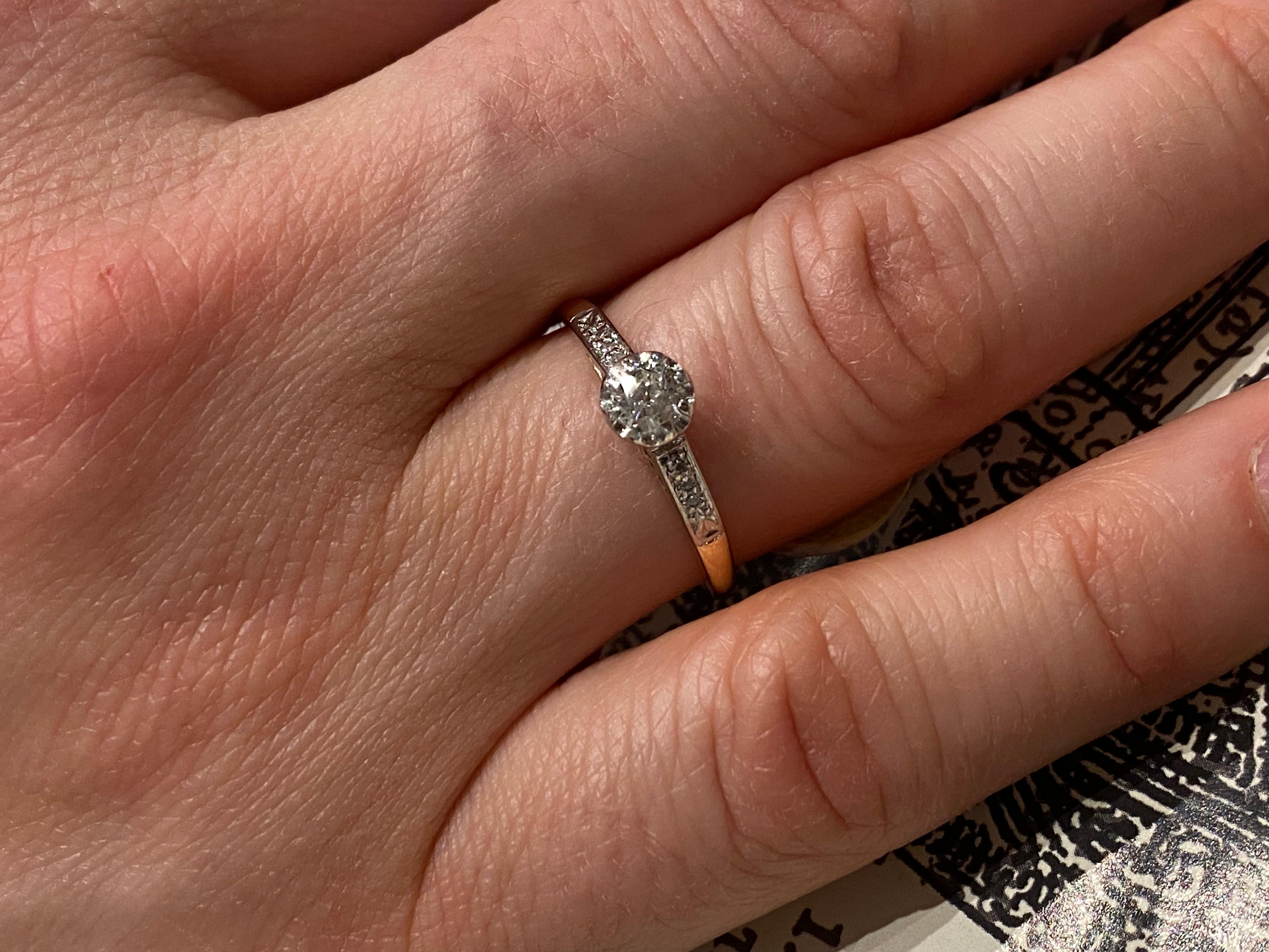 William Drummond & Co Art-Deco 0,40 Karat Altschliff Diamant Solitär 18K/Platin Ring (Alteuropäischer Schliff) im Angebot