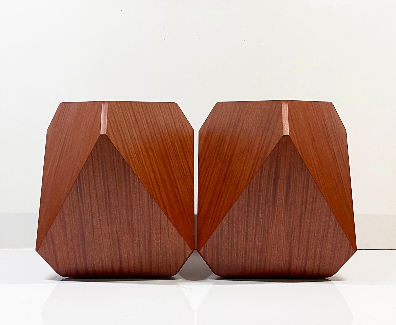 William Earle's 'h a l' dining pedestals In New Condition For Sale In Columbia, SC