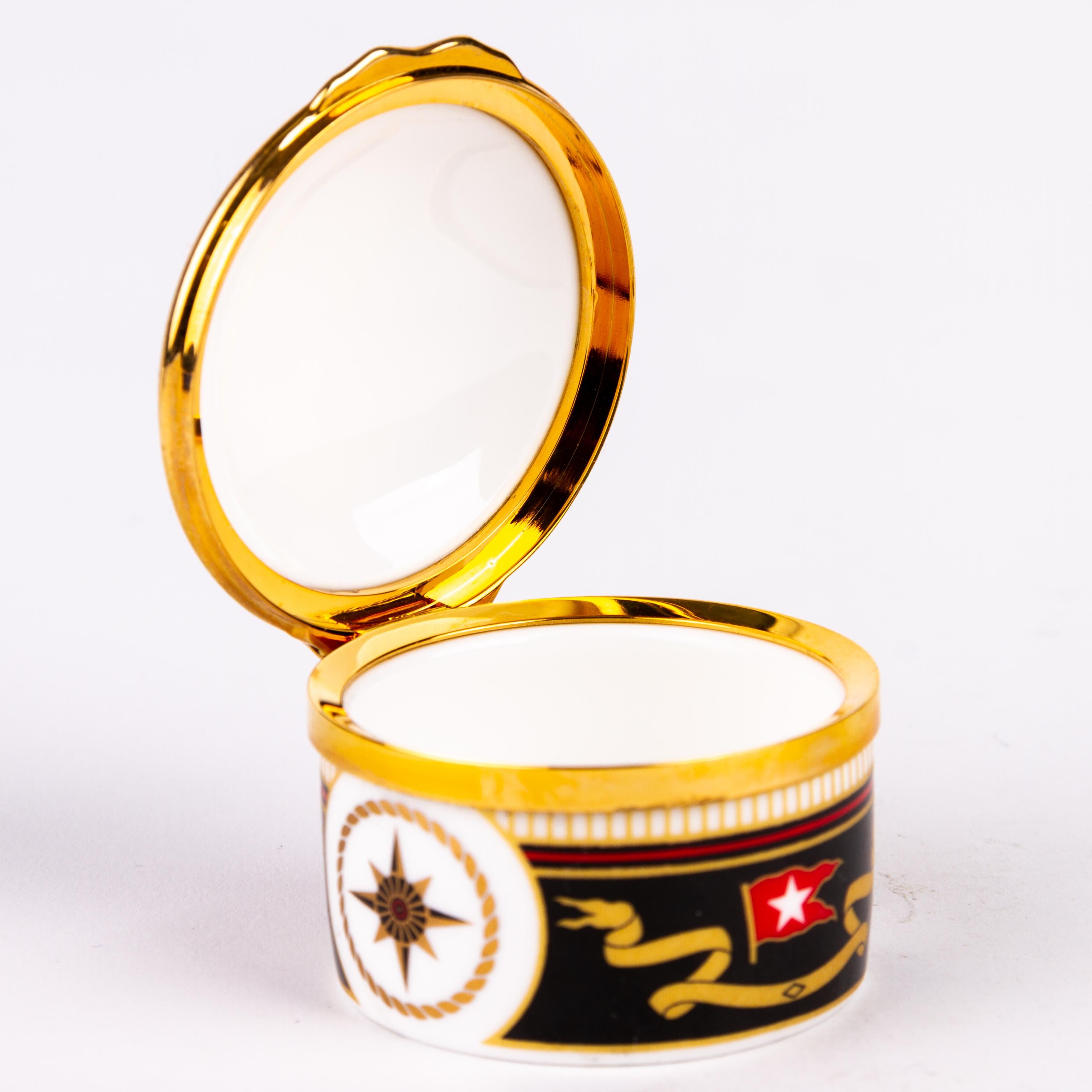 William Edwards Titanic Nautical Interest 24KT Gold Porcelain Pillbox  For Sale 2