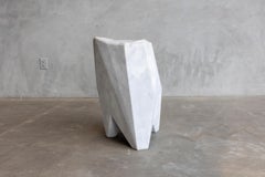 Sgabello in marmo "Floe" di William Emmerson