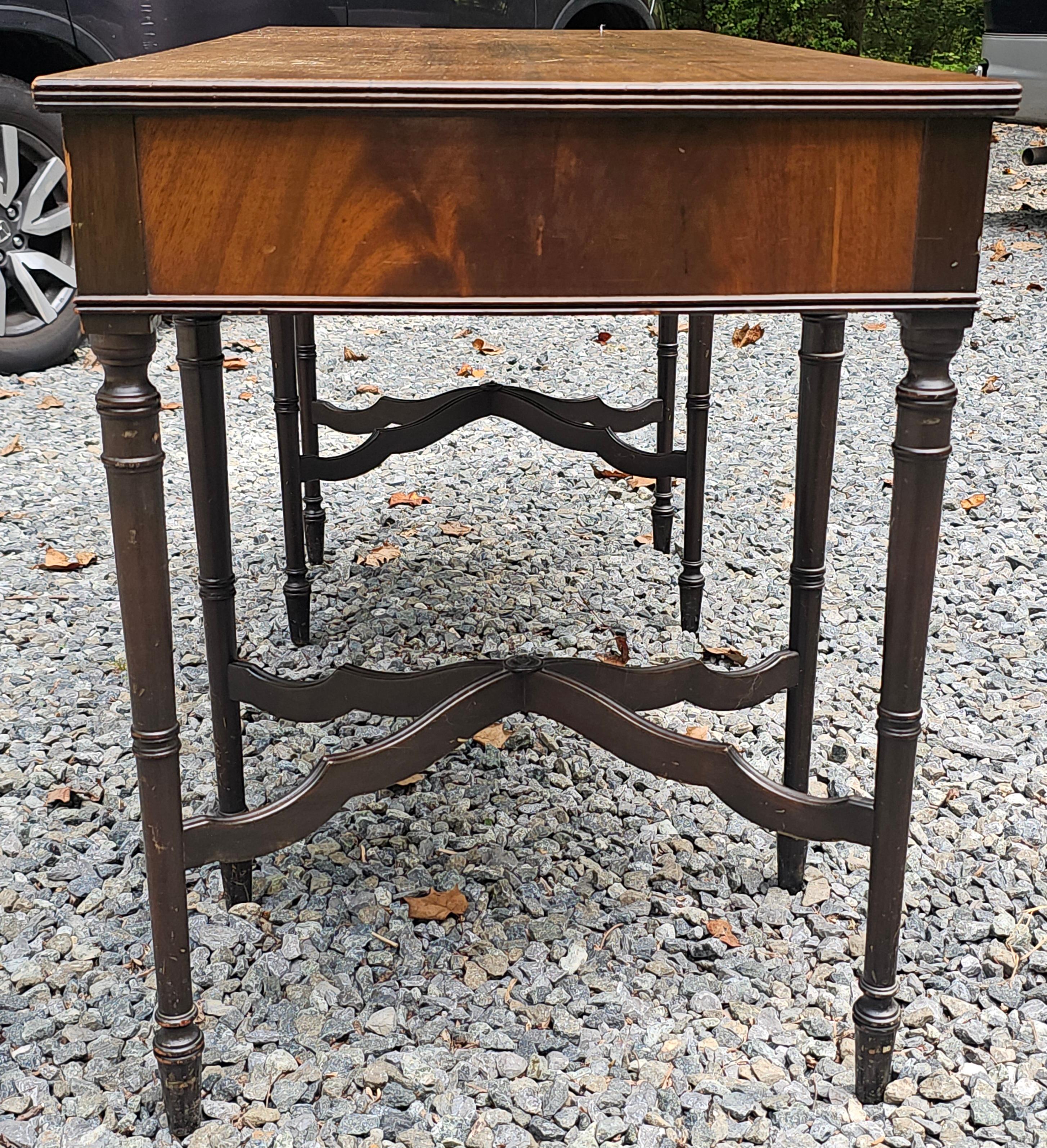 XIX secolo Scrivania in mogano William French Minneapolis, 1890 circa in vendita
