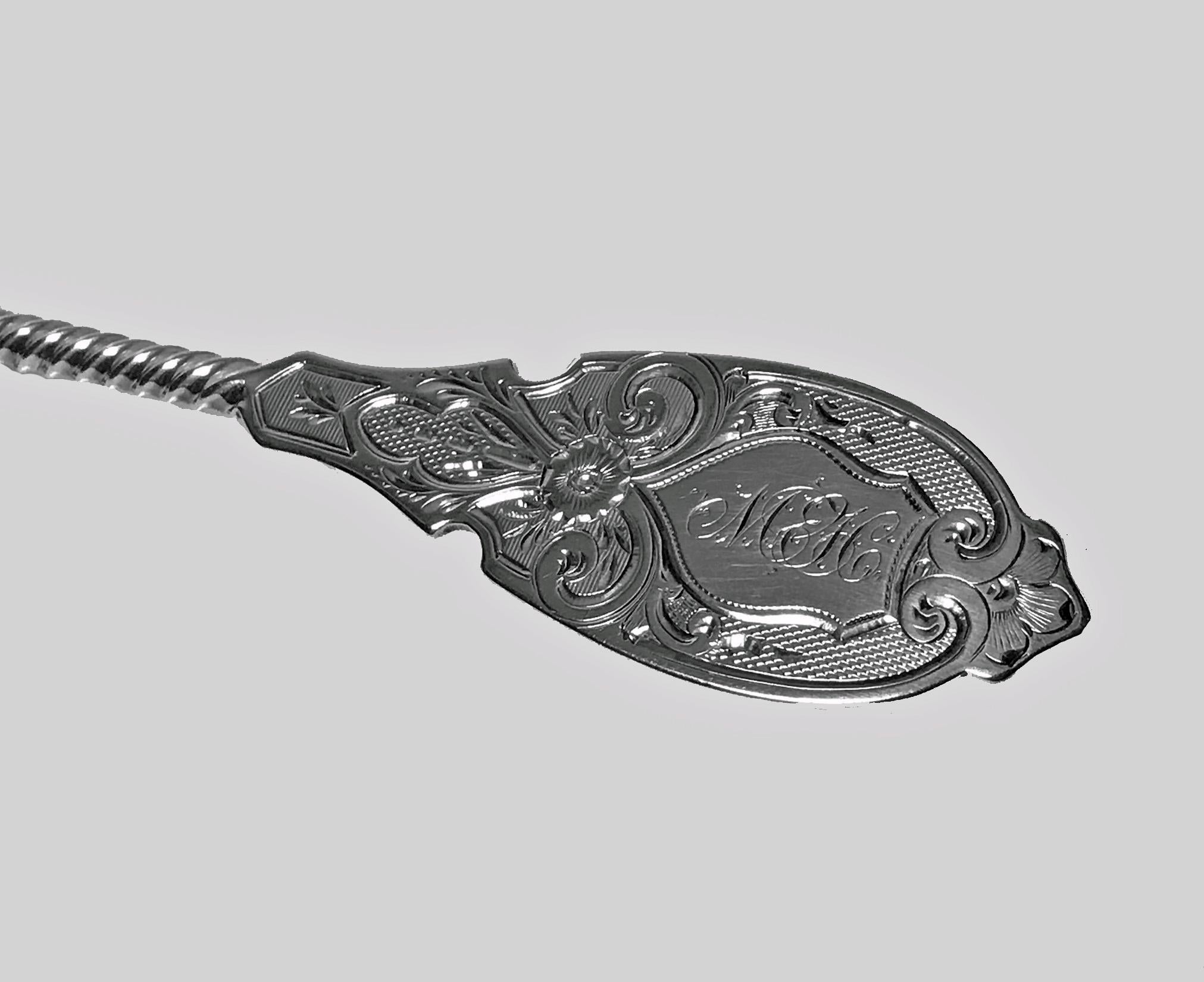 William Gale American Sterling Silver Crumb Scoop Slice, circa 1860 In Good Condition For Sale In Toronto, Ontario