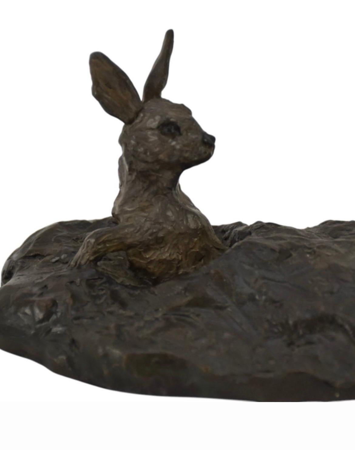 William H. Turner Bronze Fuchs und Kaninchen 1990 (20. Jahrhundert) im Angebot