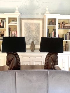 Holz geschnitzte Pferdekopf-Lampen mit Schirmen