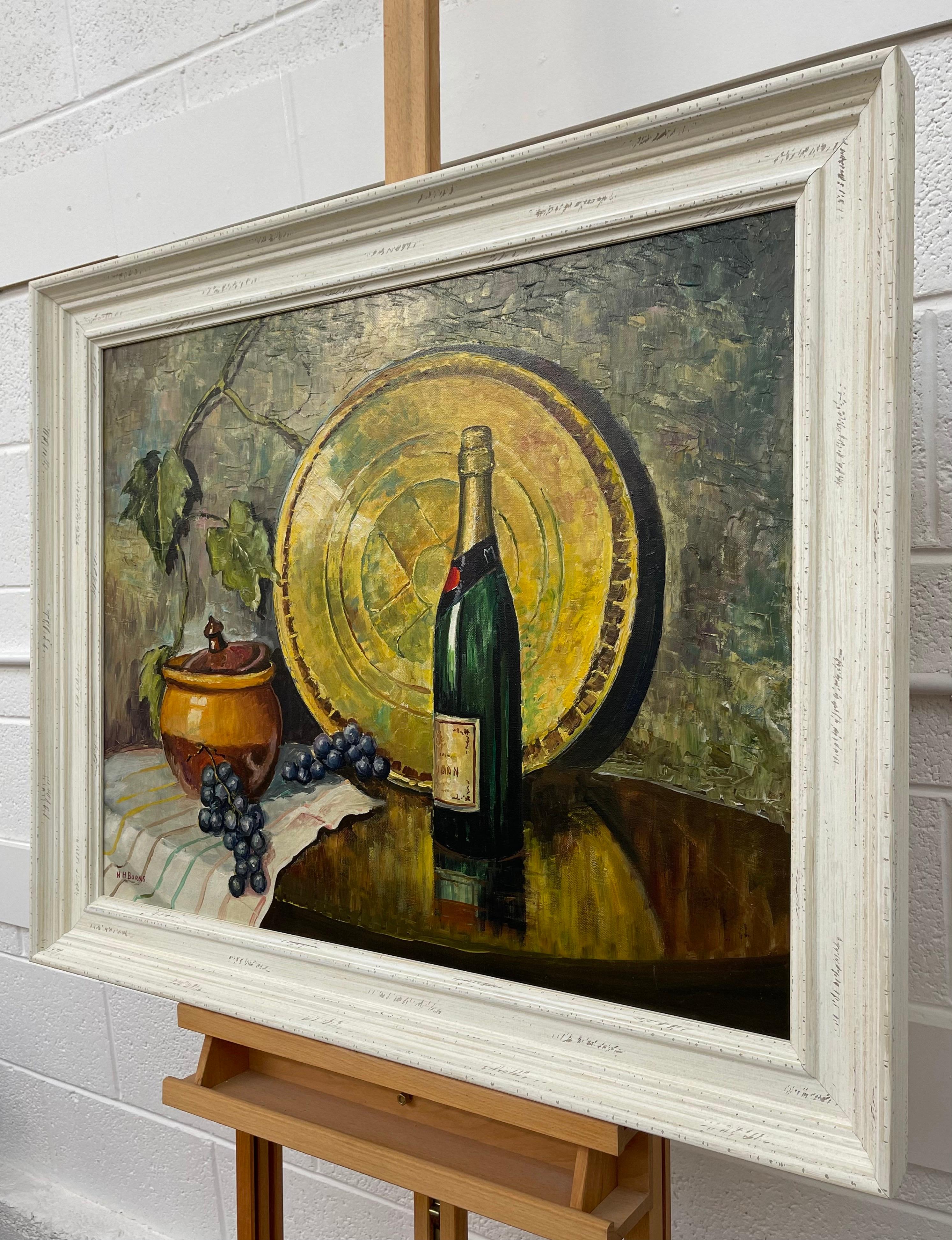 Champagnerflasche mit Trauben Stillleben Ölgemälde des Künstlers des 20. Jahrhunderts (Braun), Still-Life Painting, von William Henry Burns
