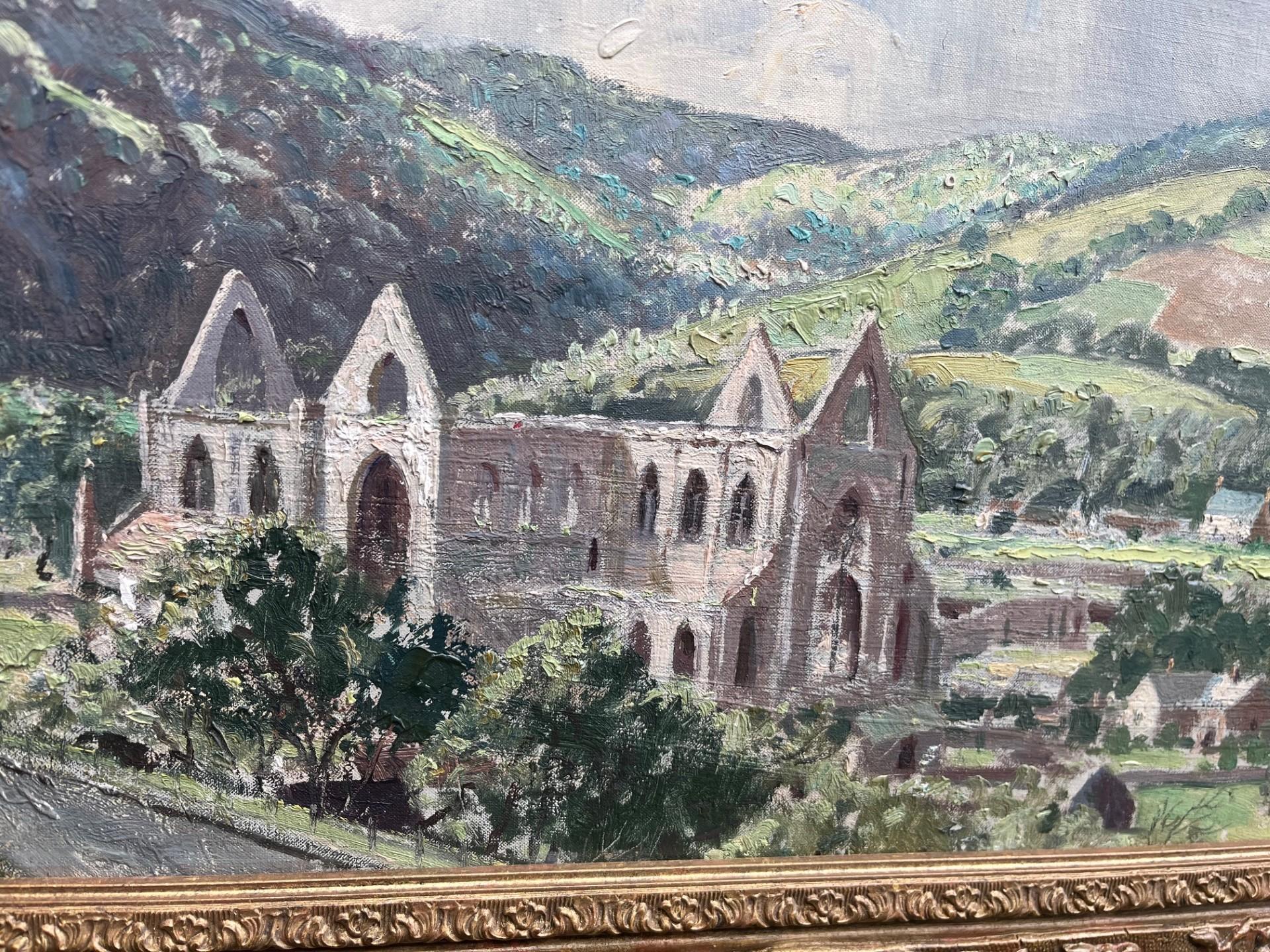 Abbazia di Tintern Wales Abbazia in rovina Grande paesaggio impressionista Olio di metà secolo - Landscape Painting Grigio di william henry david birch