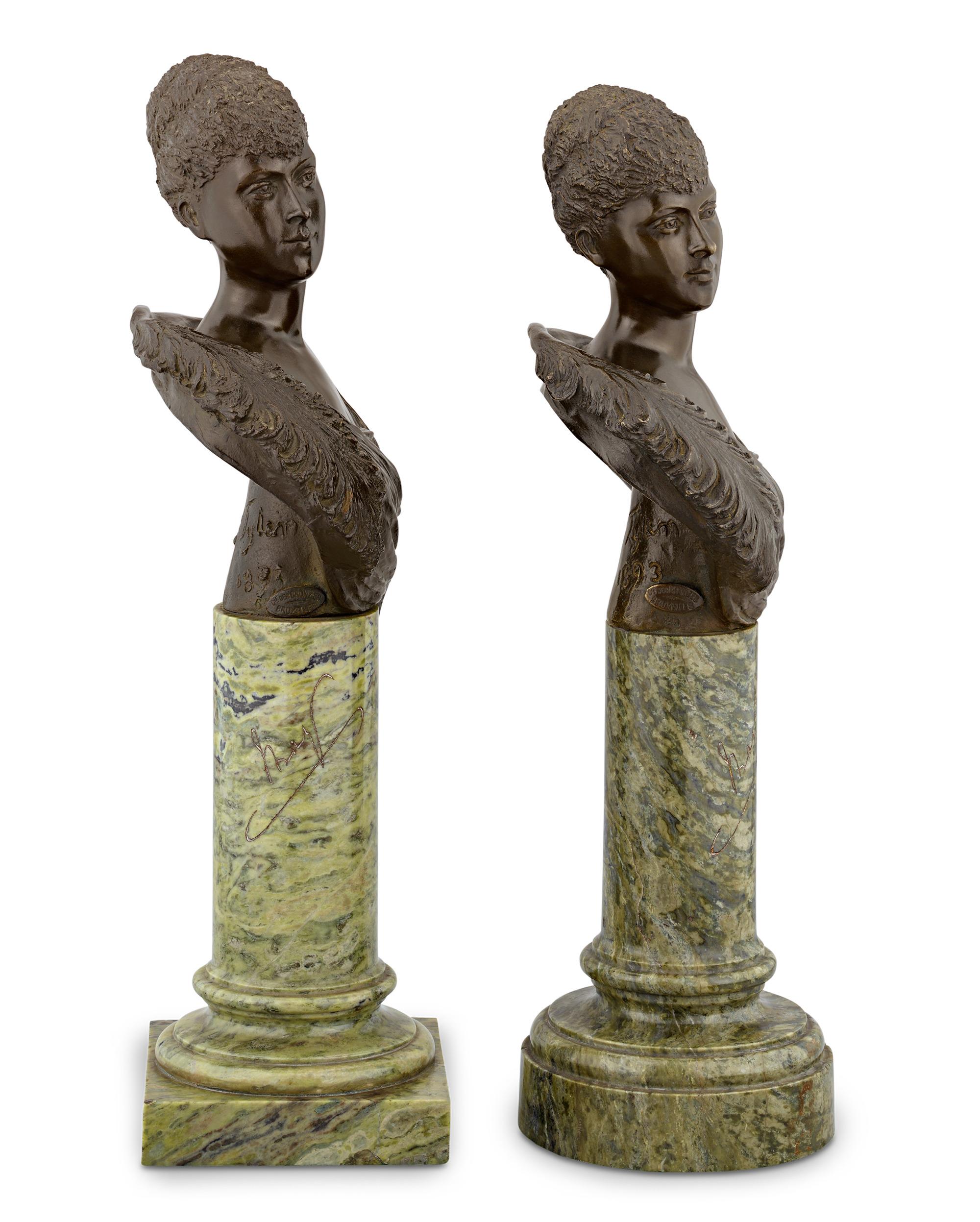 Pair of Bronze Busts of Queen Mary by William Henry Tyler For Sale 3