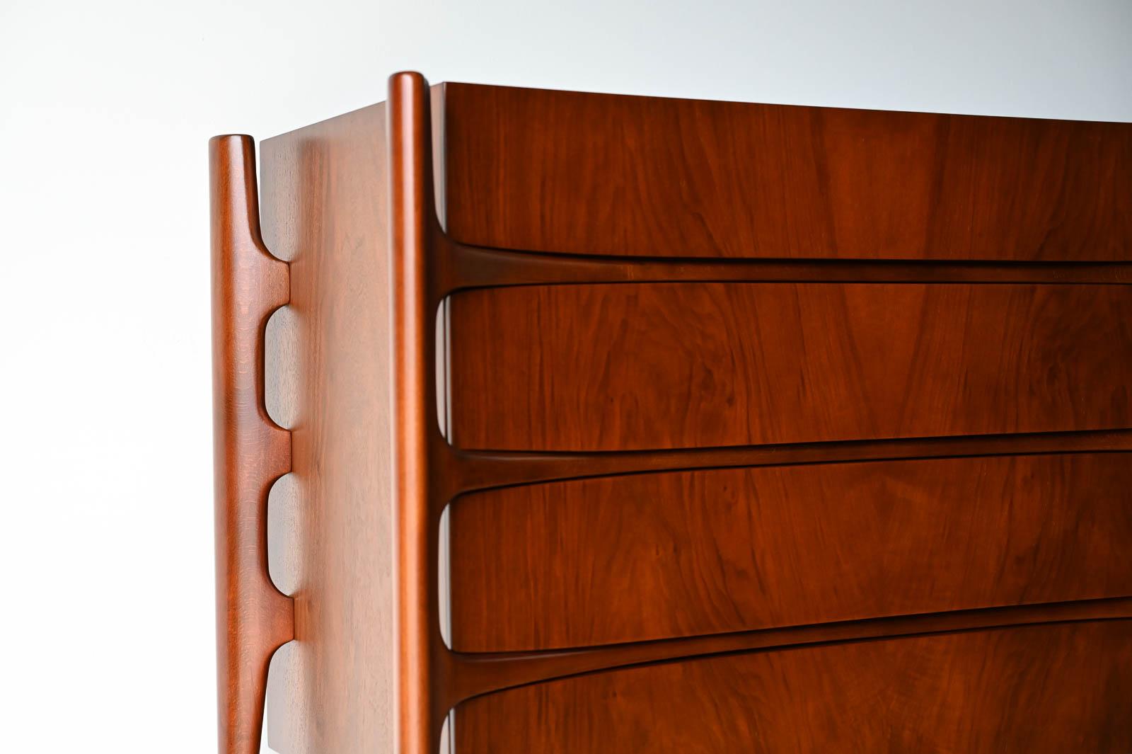 William Hinn 4 Drawer Chest of Drawers or Cabinet, ca. 1960 In Excellent Condition In Costa Mesa, CA