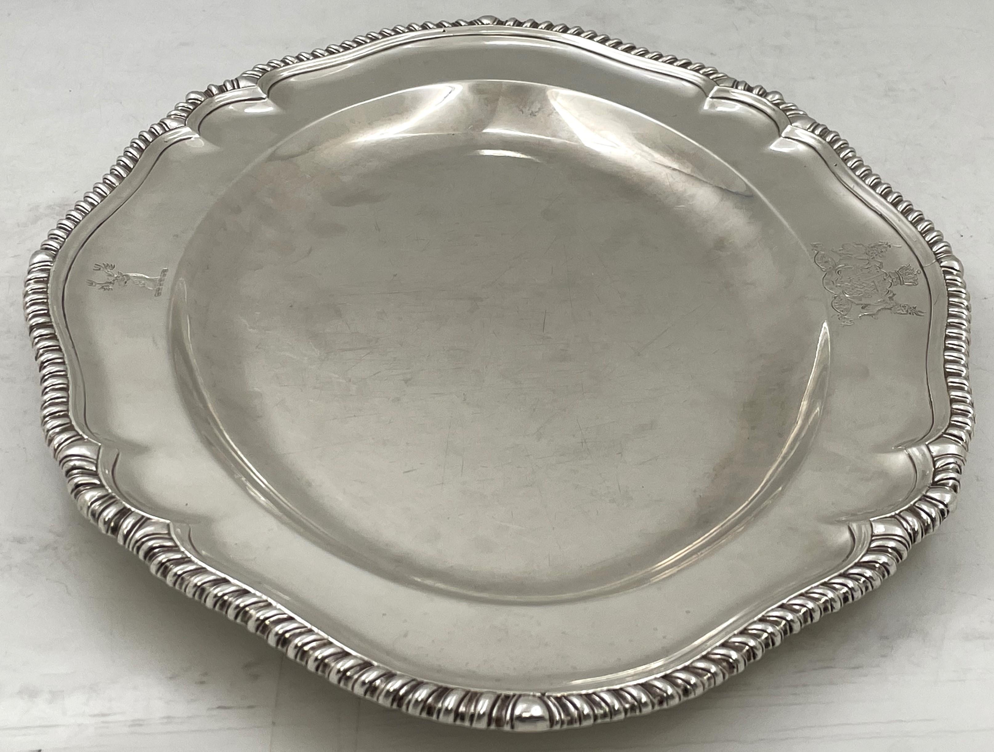 Georgiano William Holmes, piatto georgiano in argento sterling del 1785 con stemma di JPMorgan in vendita