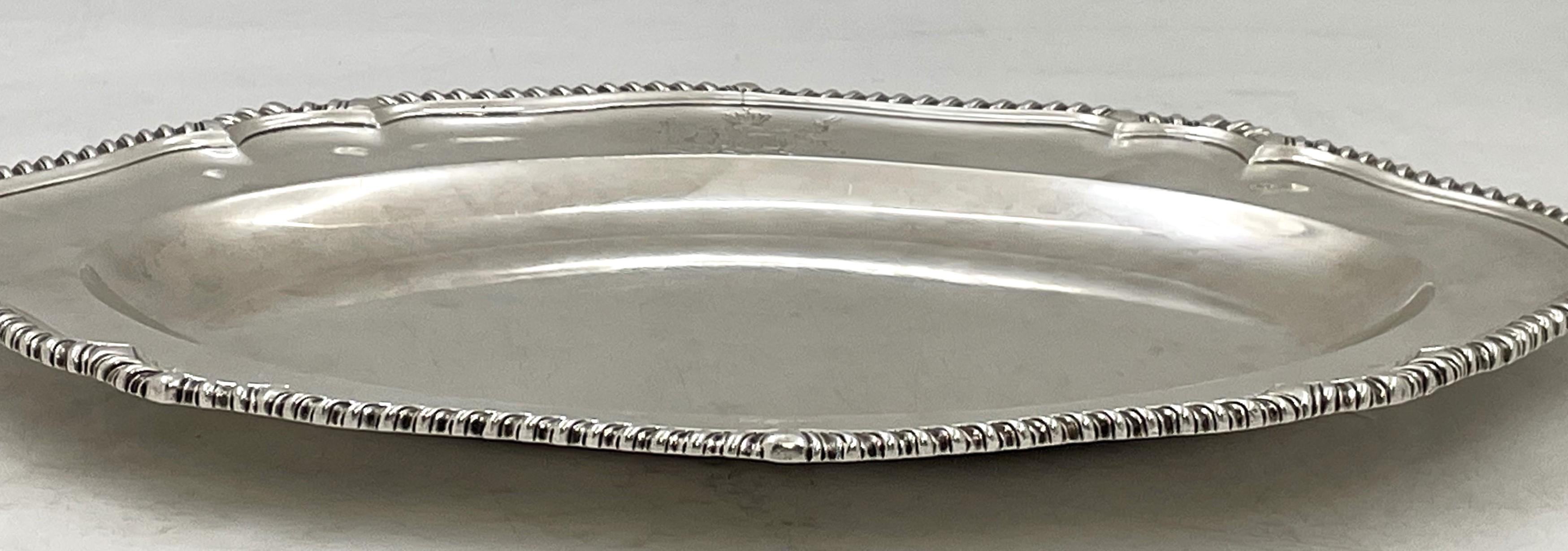William Holmes, piatto georgiano in argento sterling del 1785 con stemma di JPMorgan in vendita 1