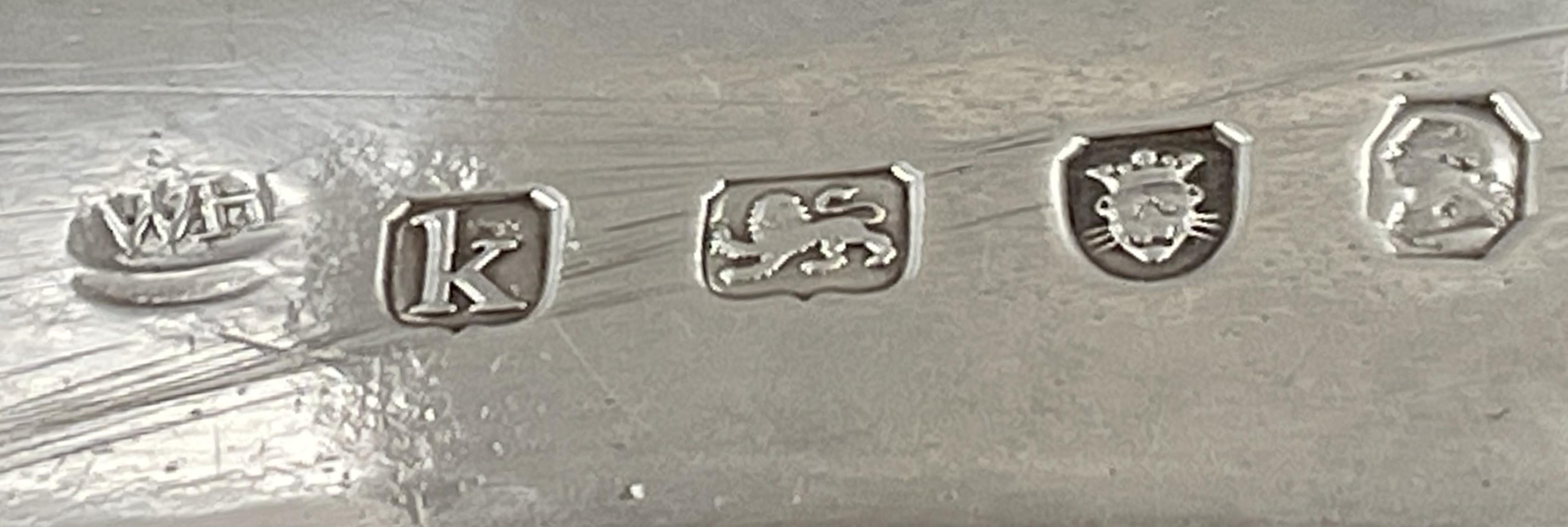 William Holmes, piatto georgiano in argento sterling del 1785 con stemma di JPMorgan in vendita 2