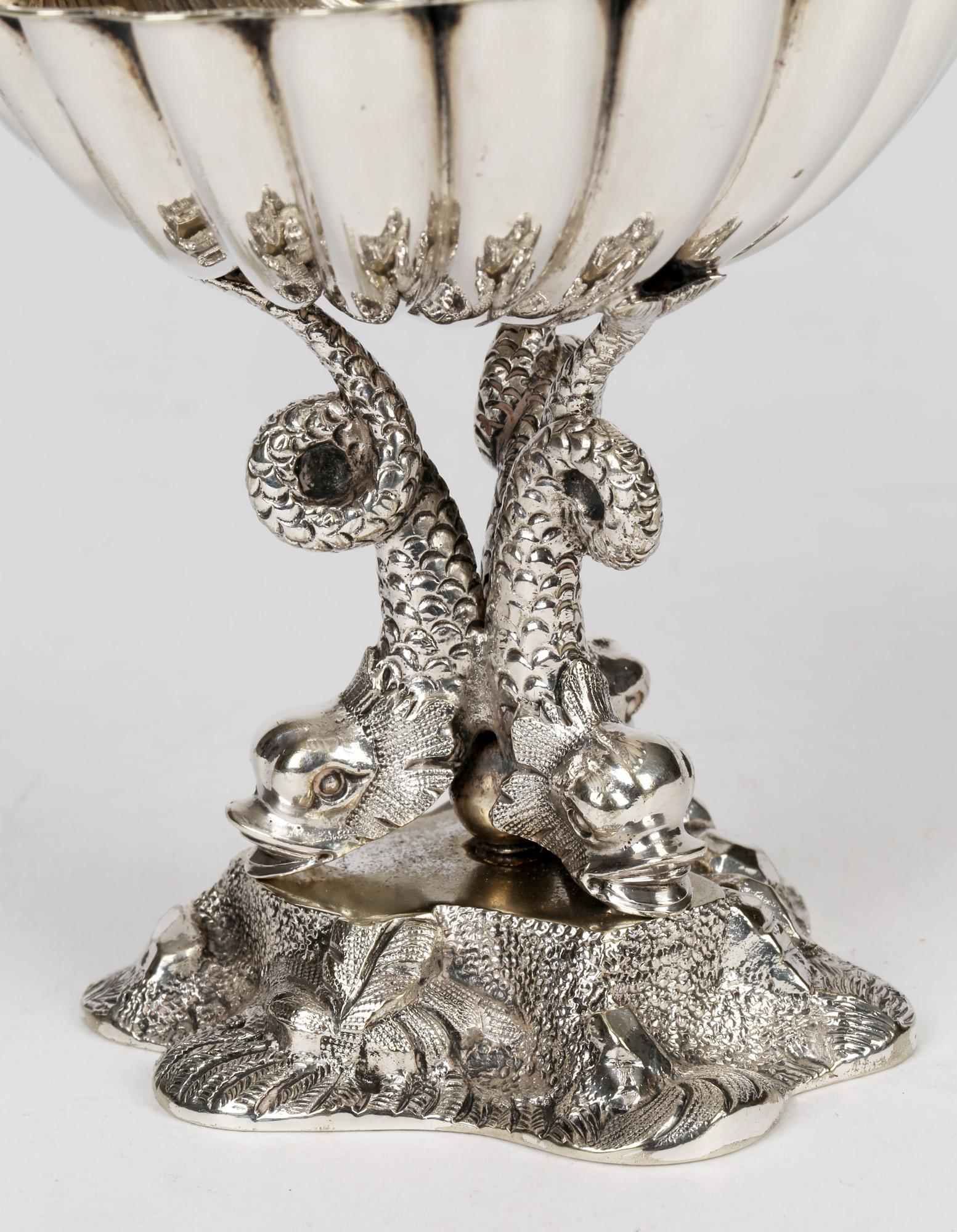 William Hutton Aesthetic Movement Silver Plated Clam Shell Bon-Bon Dish In Good Condition In Bishop's Stortford, Hertfordshire