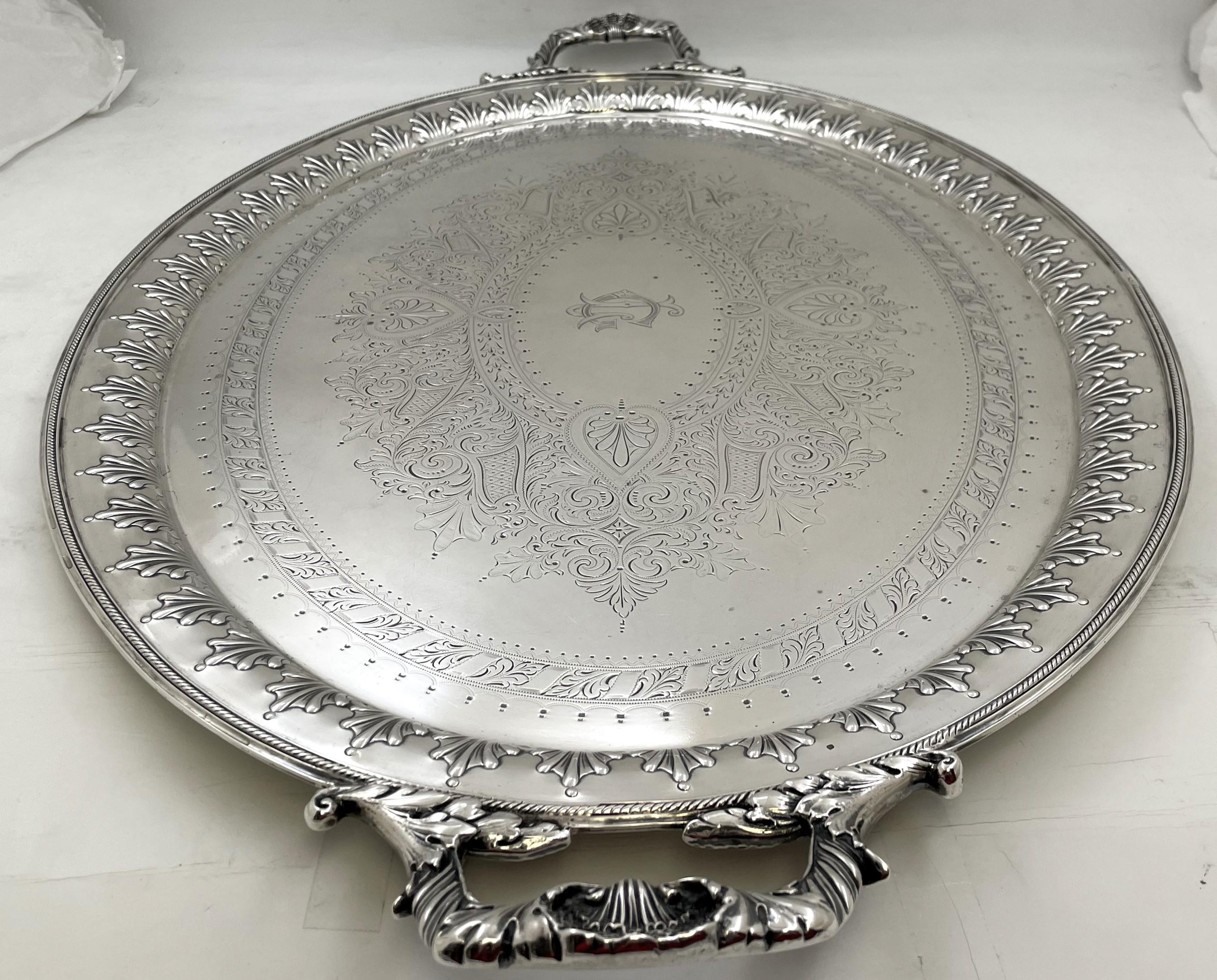 William Hutton & Sons Bandeja victoriana de dos asas de plata de ley inglesa de 1897 Victoriano en venta