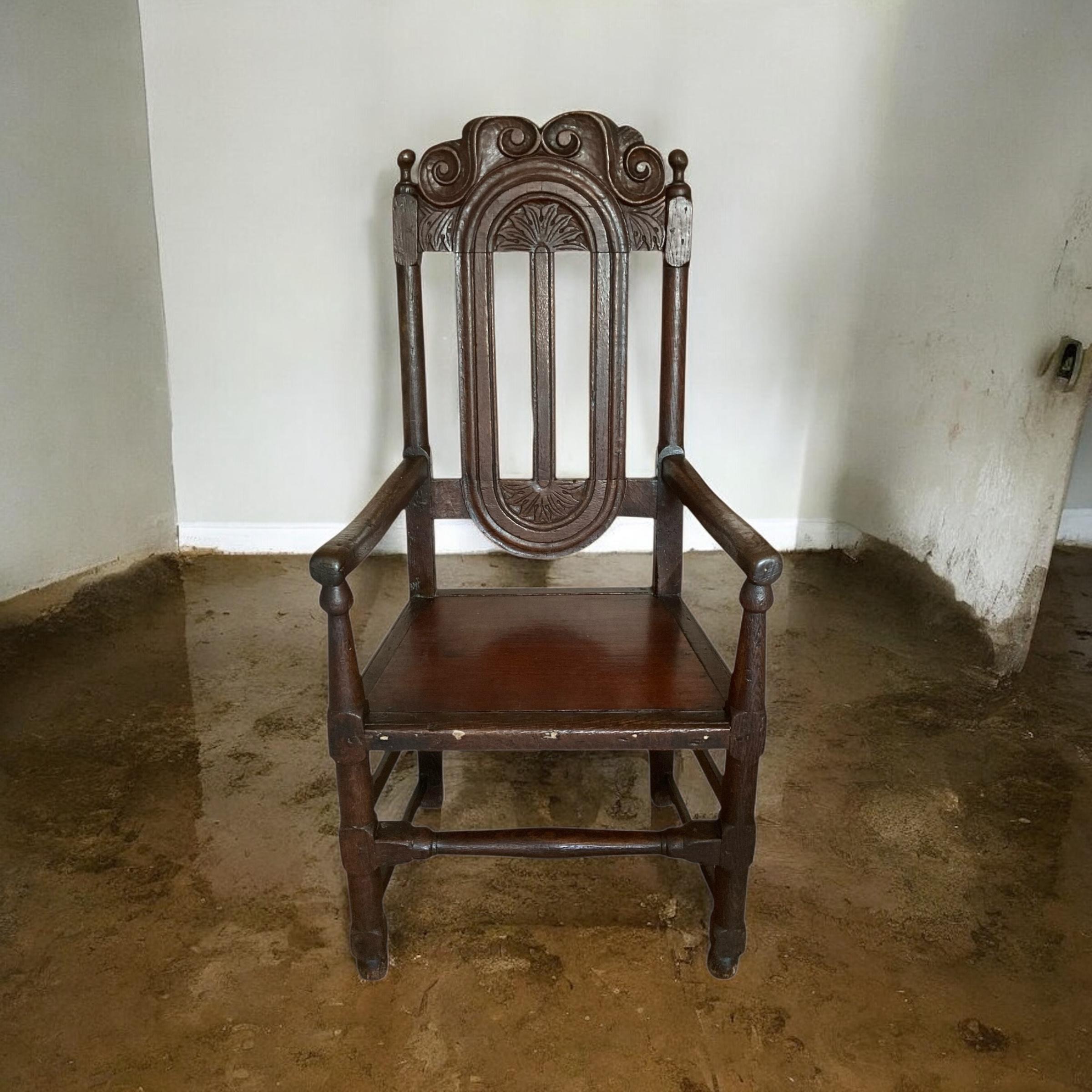 William III 17. Jahrhundert Eiche Hall Stuhl Circa 1650. im Angebot 3