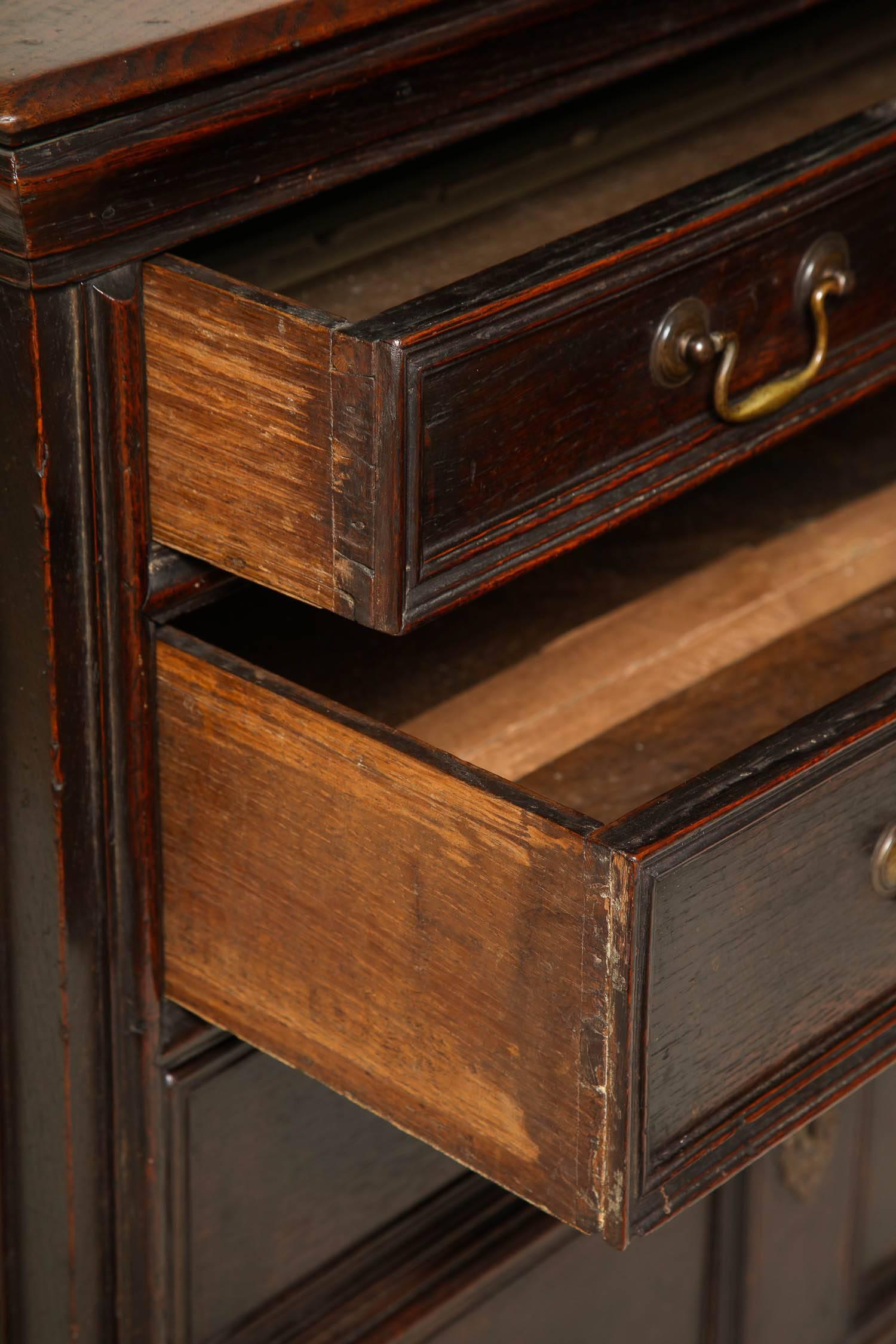 Well-patinated Geometric Oak Chest of Drawers For Sale 4