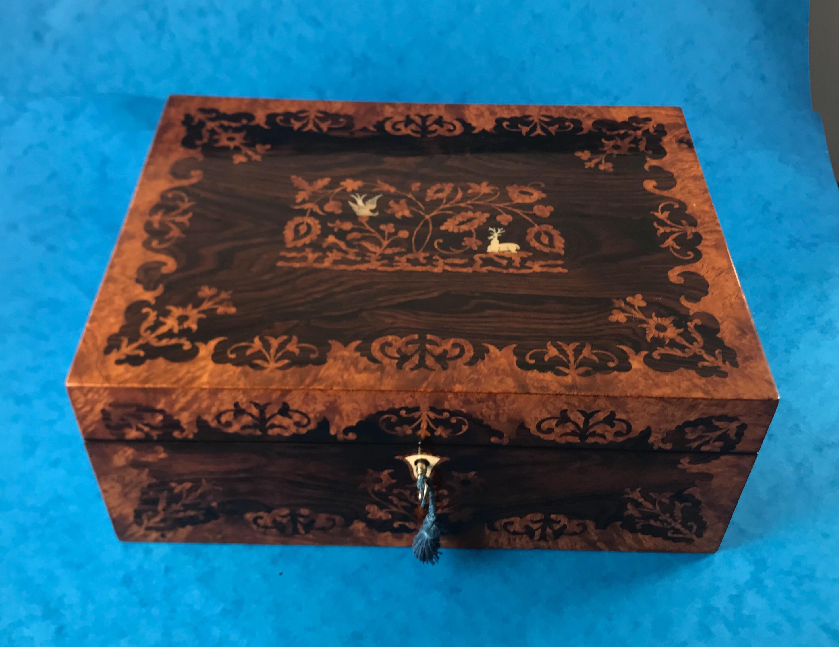Marquetry William IV 1830 pollard oak and Rosewood jewellery  box 