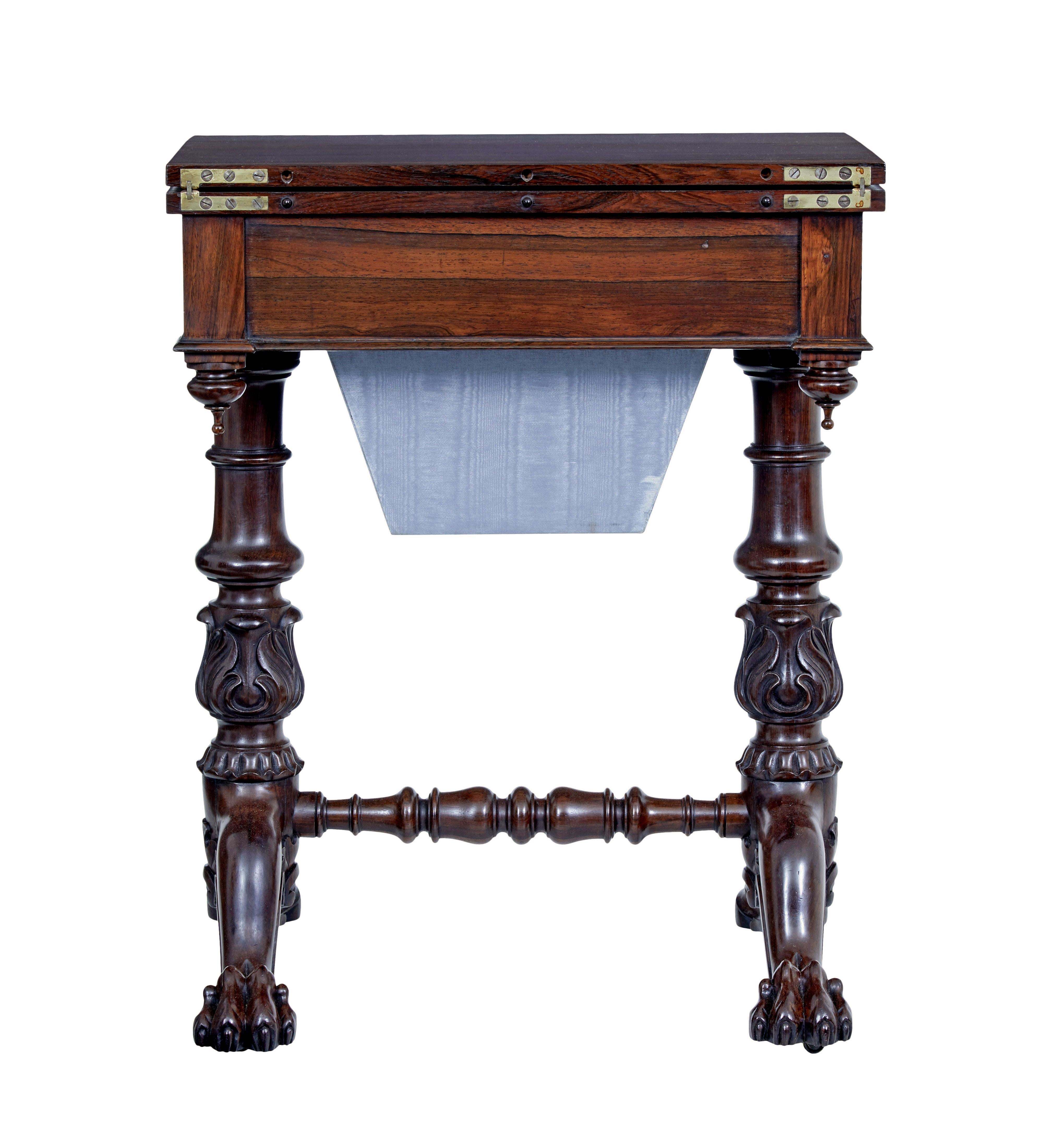 Palissandre Table d'appoint à abattant du XIXe siècle de William IV en vente