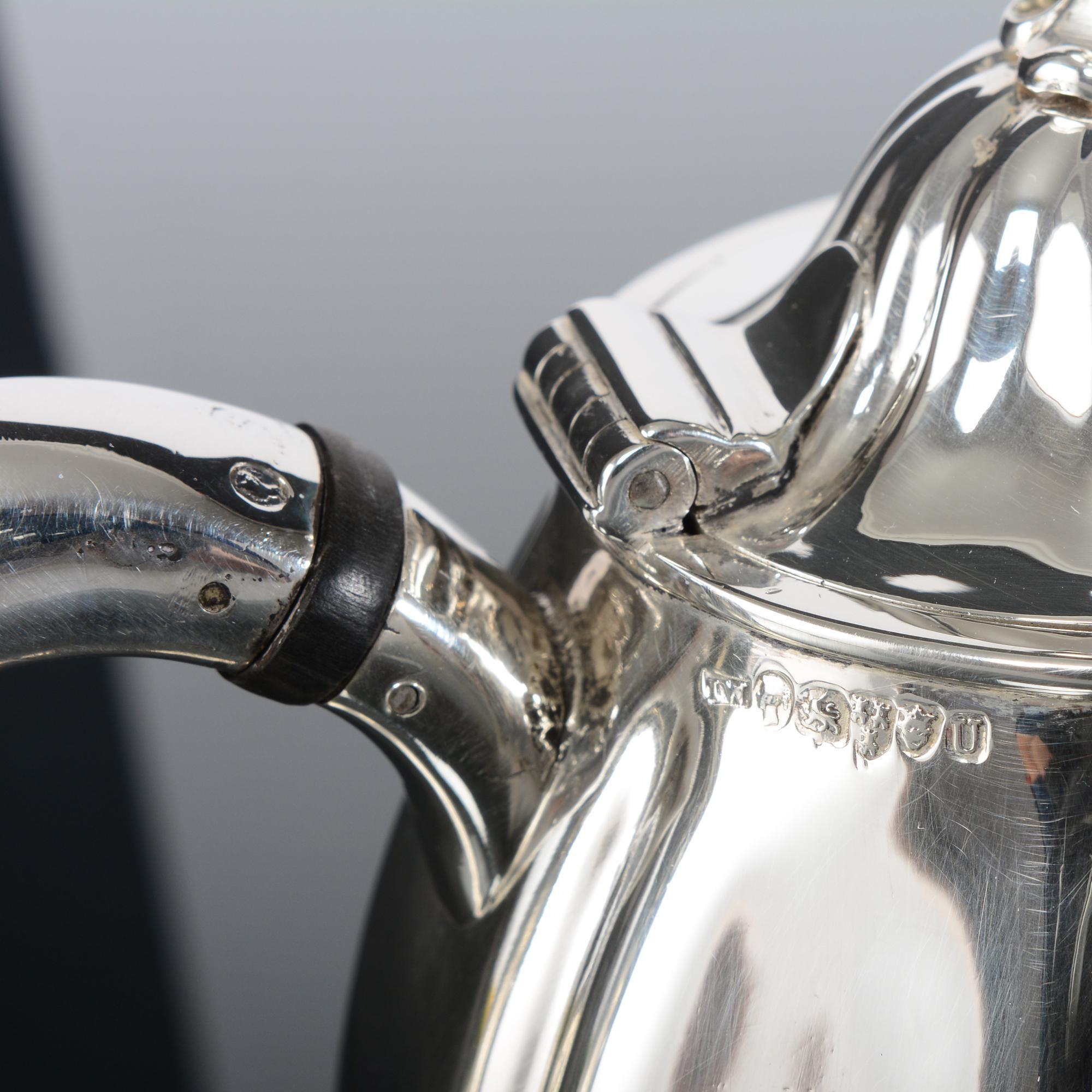 Tetera de plata antigua William IV en venta 4